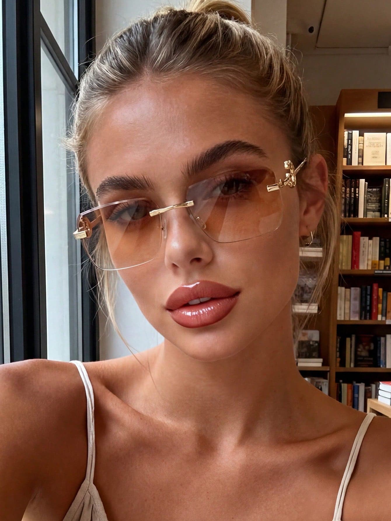 1 Pair Unisex Metal Frameless Gradient Light Brown Sunglasses, Fashionable High-End Design, Creates Summer Beach Vacation And Outdoor Travel Atmosphere, Suitable For Outfits, Back To School Season