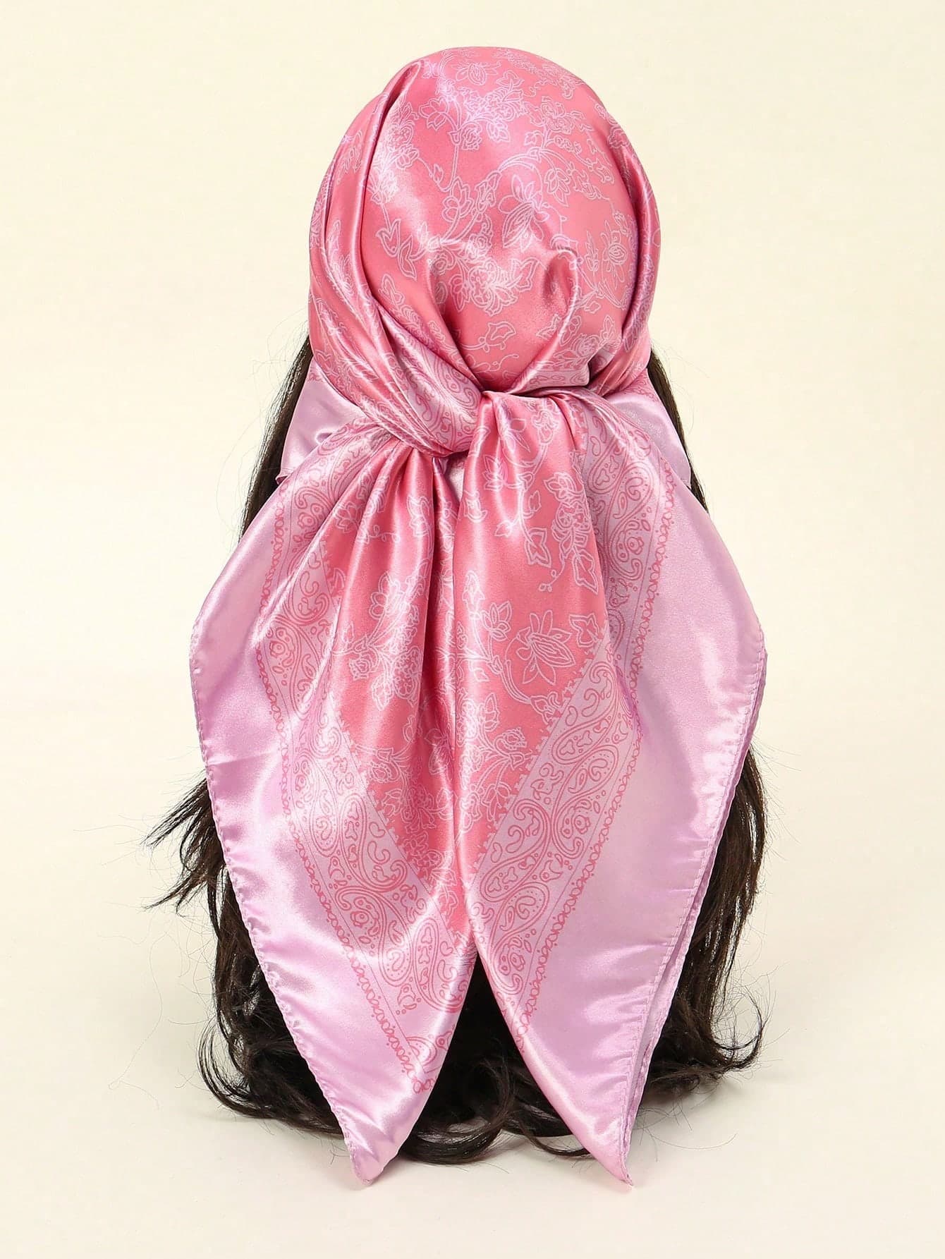 1pc Women's Fashion Palace Style Luxurious Geometric Pattern Satin Print Large Square Scarf 90cm, Lightweight & Breathable