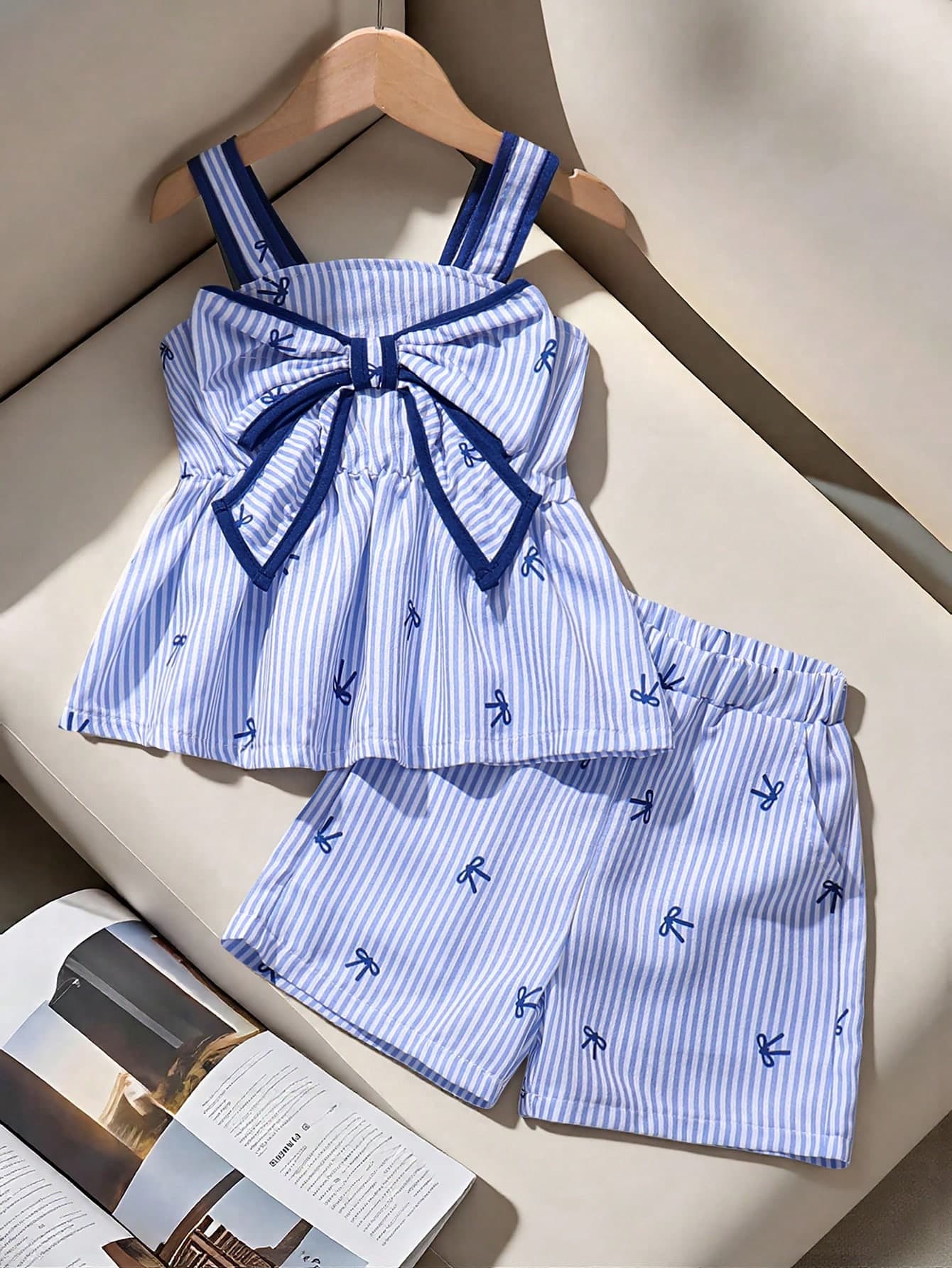 2pcs Young Girl' Fresh Blue & White Striped Bow Decor Camisole & Shorts Set, Cute & Versatile