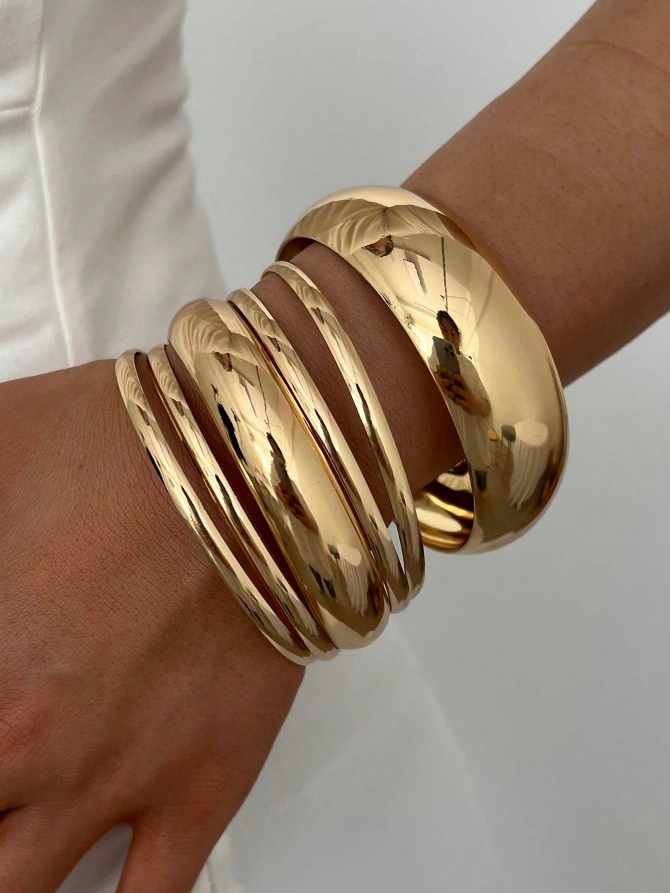 6pcs Vintage Elegant Wide Flat Metal Bangle Bracelets, Suitable For Women's Daily, Party, Vacation Occasions, Gift