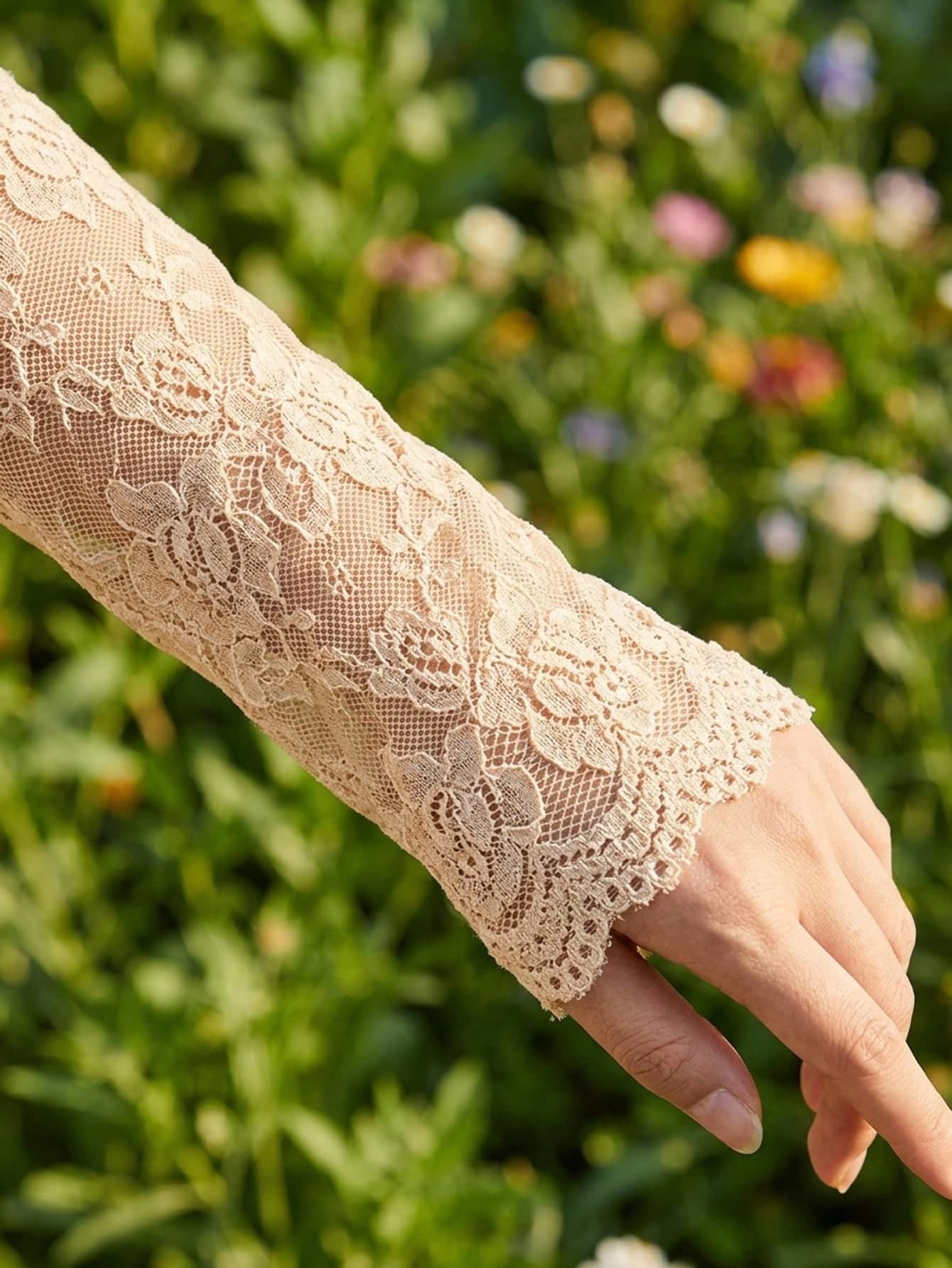 Pure Color Lace Sleeve, Pure Color Fingerless Gloves, Sexy Lace Arm Jacket, Summer Breathable Lace Mesh Sleeve, Suitable For Driving, Riding, Fishing, Hiking, Running, Picnic, Photography, Surfing, Beach And Other Outdoor Activities