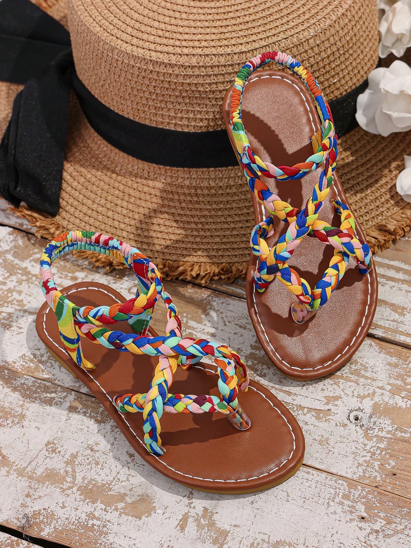 {Size Runs Small, Recommend Ordering One Size Up} 1 Pair Girls' Green Flat Sandals, Colorful Woven Elastic Strap Thong Toe Design, Open Toe, Non-Slip Lightweight Sole, Fashionable Cute Roman Sandals For Daily Casual, Travel, Vacation, School, Outings, New Style