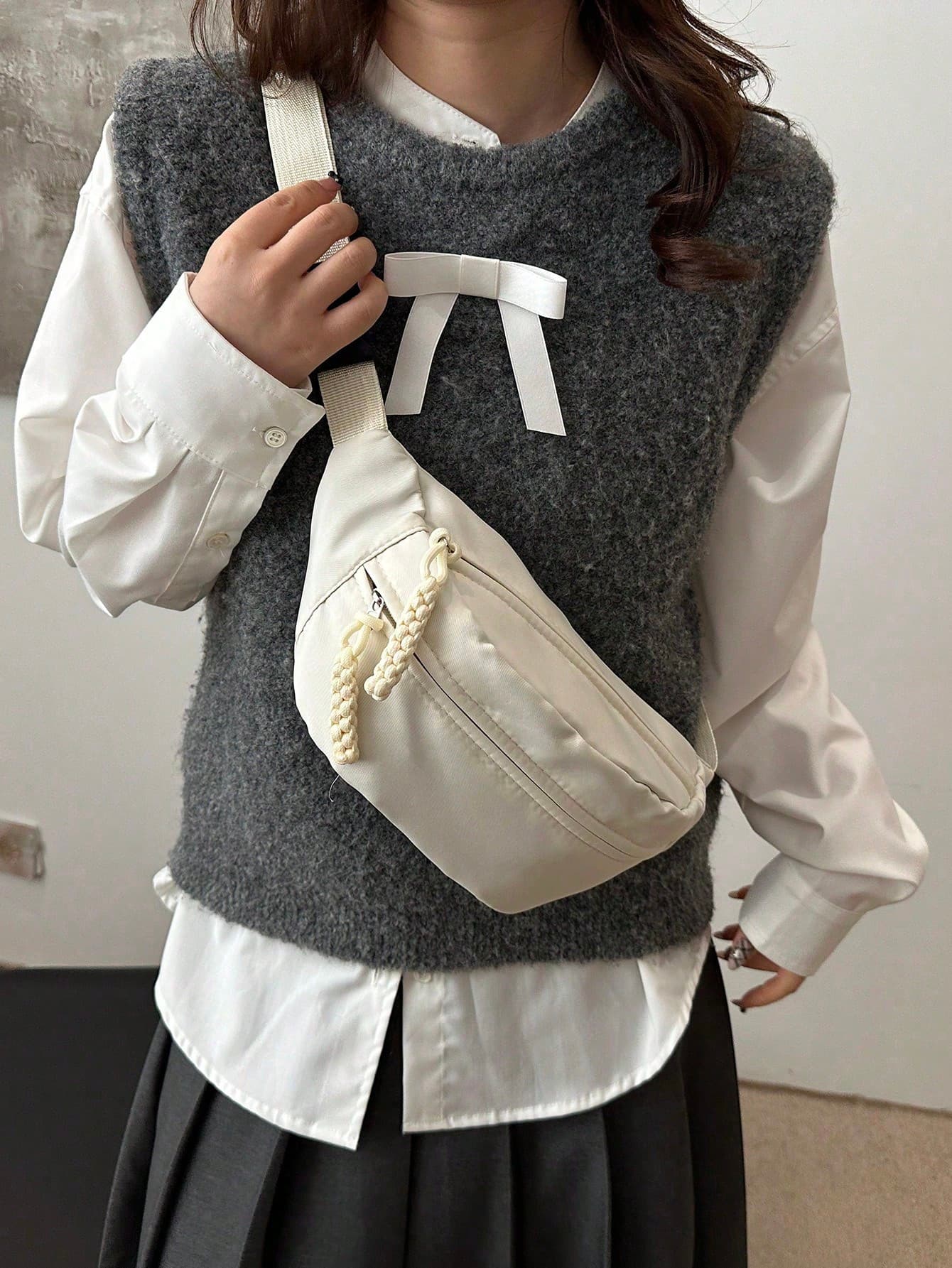 Nylon High Capacity Chest Bag Waist Bag Unisex Suitable For Daily Sports Running Travel Casual Use Minimalist Fashion Versatile Women's Chest Bag