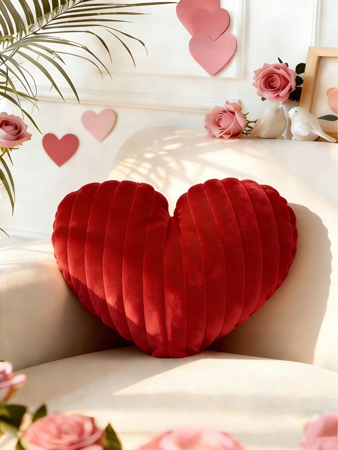 Mother's Day Heart-Shaped Plush Pillow, Soft Cute Decorative Cushion For Sofa, Chair, Bed, Bedroom Home Decor Aesthetic, White