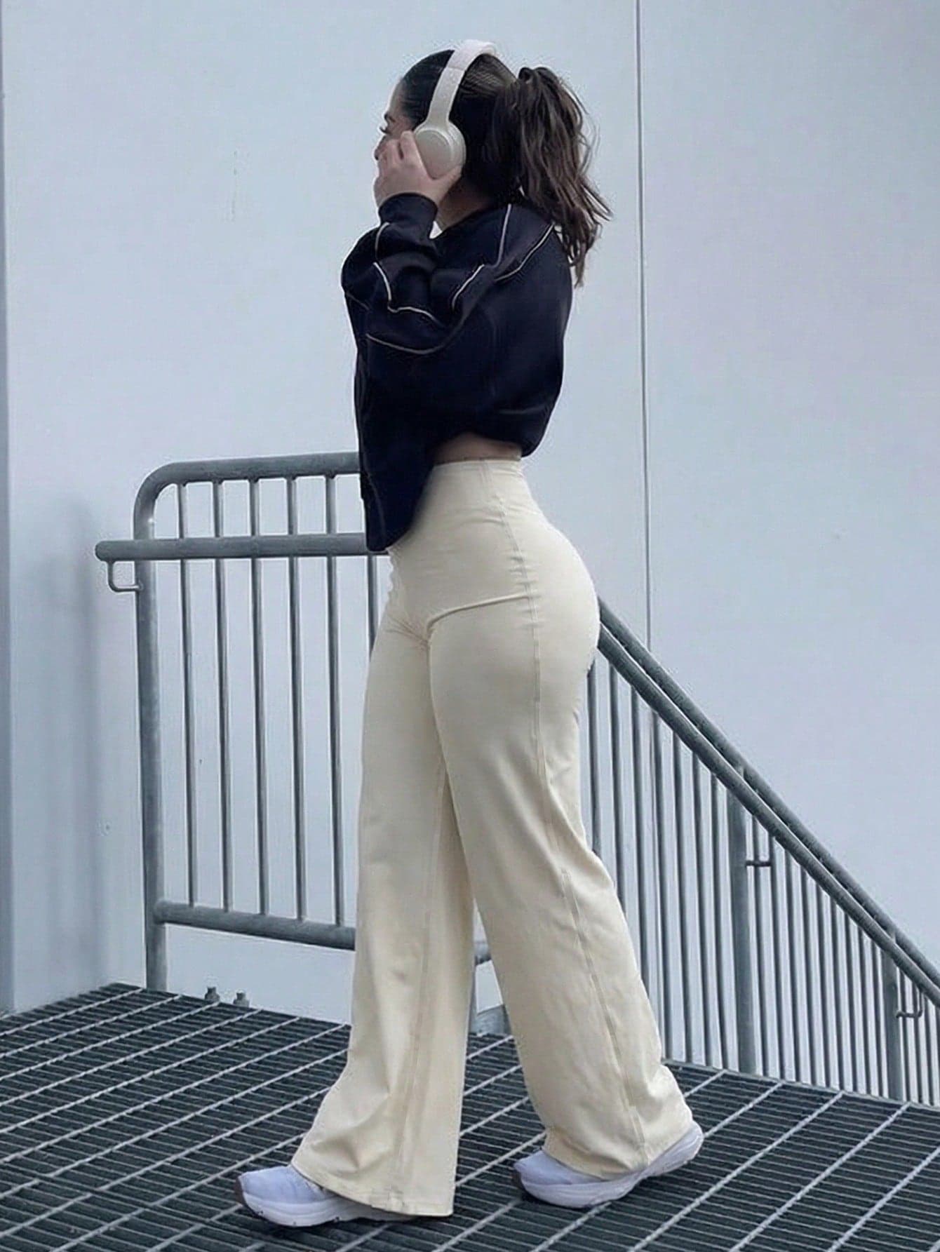 Women's High Waist Flare Yoga Pants, Butt-Lifting Elastic Loose Flare Leg Sports Pants, Machine Washable, Wide Leg, Straight Leg