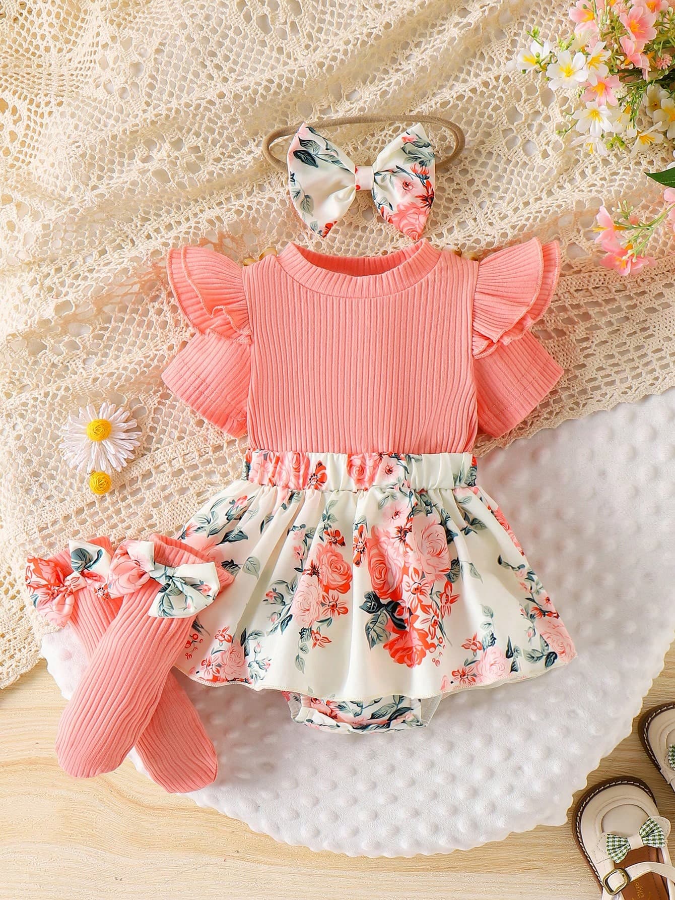 1 Set Baby Girls' Cute Comfortable Short Sleeve Printed Romper + Leg Warmers + Headband, Lightweight Spring/Summer