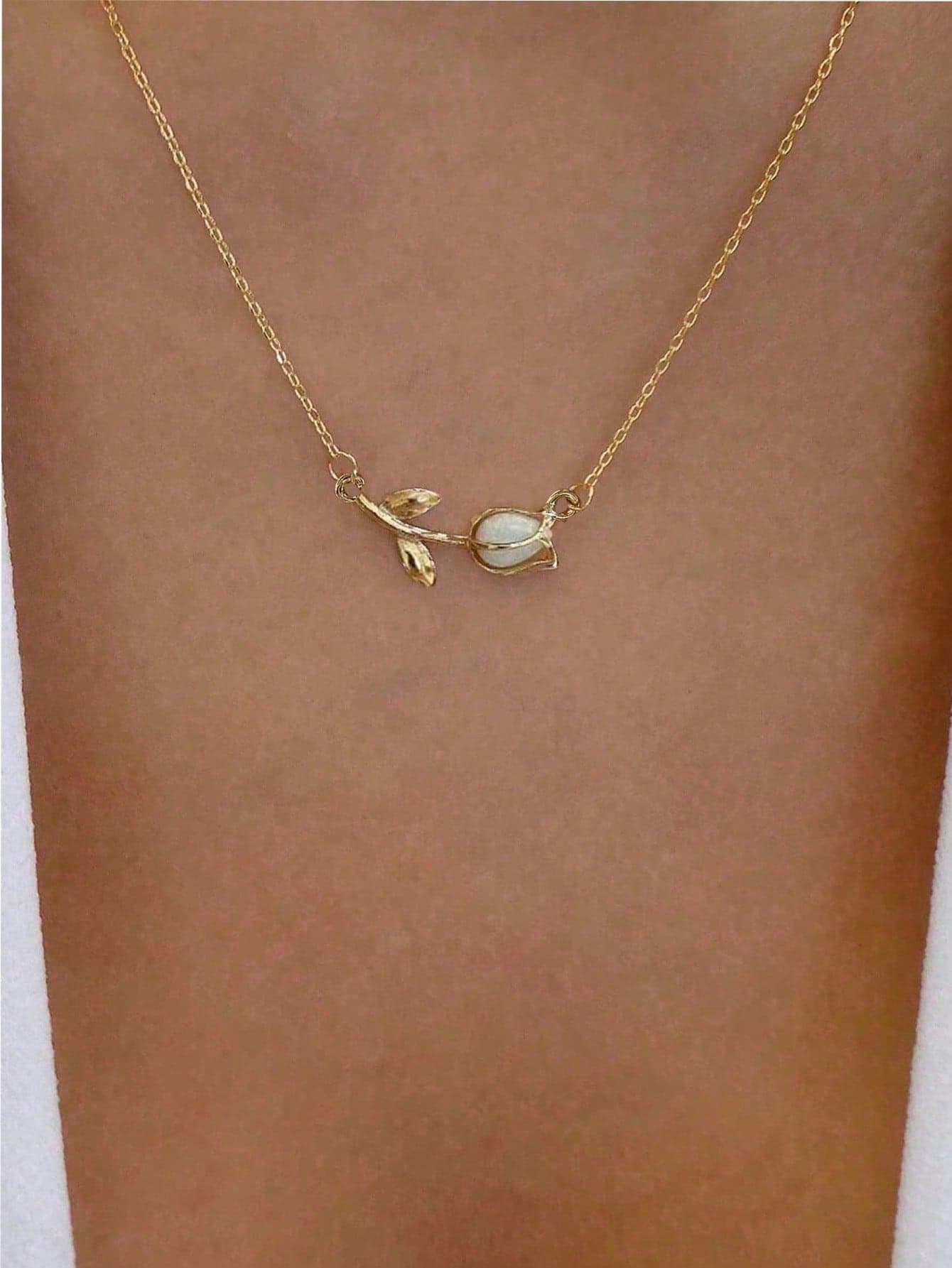 Fashionable Rhinestone Flower Design Necklace, Suitable For Daily Wear Valentines