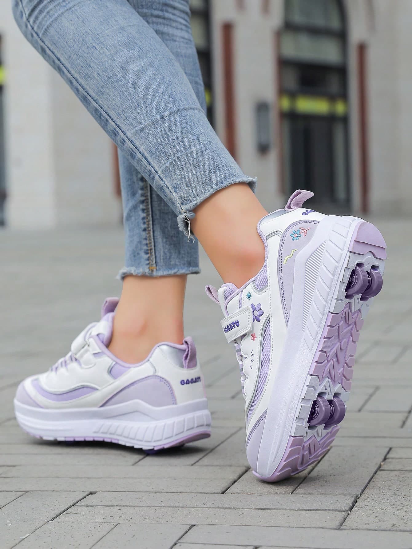 Girls' 4-Wheel Roller Skate Shoes, New Kids Roller Sports Shoes, 4-Season Breathable Lightweight Roller Skates, Fashion Hook And Loop Adjustable Wheels Hidden Roller Shoes, Wheels Can Be Freely Detached, 2-In-1 Roller & Ice Skates, Roller Shoes For Teenagers