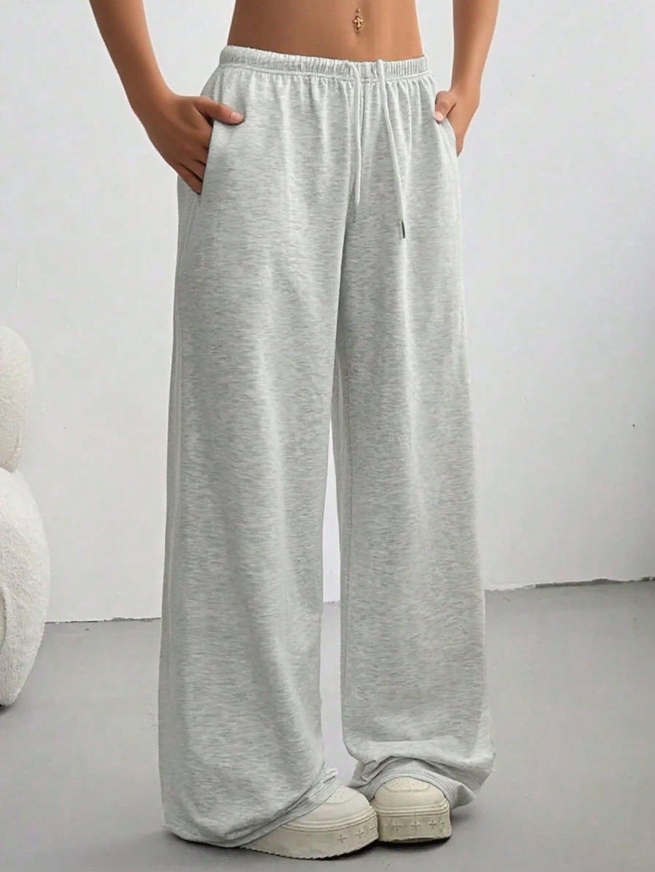 Women's Casual Solid Color Drawstring Waist Sports Pants Spring