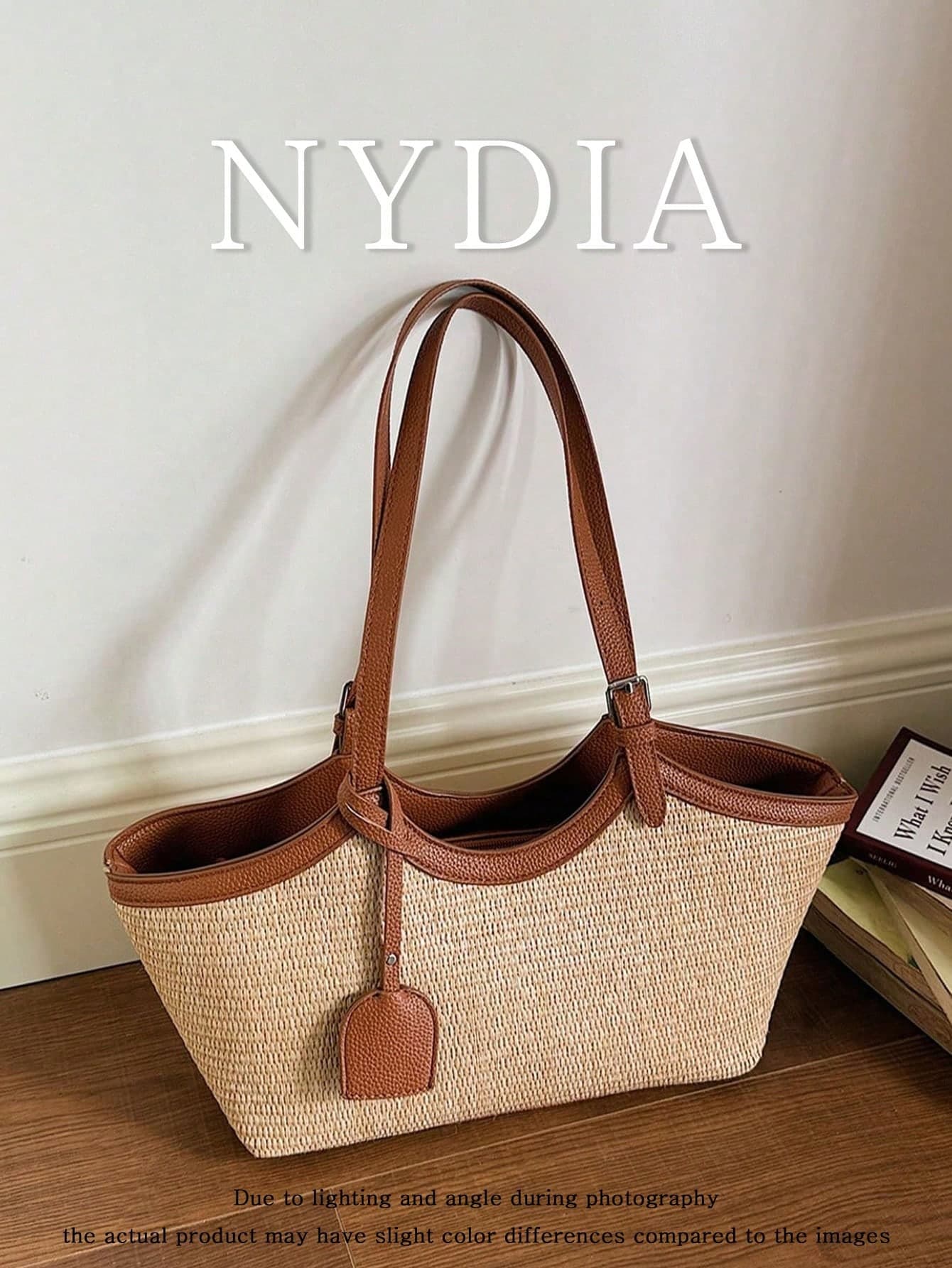 1PC Spliced Woven Baguette Underarm Bag With Adjustable Wide Strap, Pendant Charm Decor, Crescent-Shaped Body, Vacation Casual Style Shoulder Carry Bag