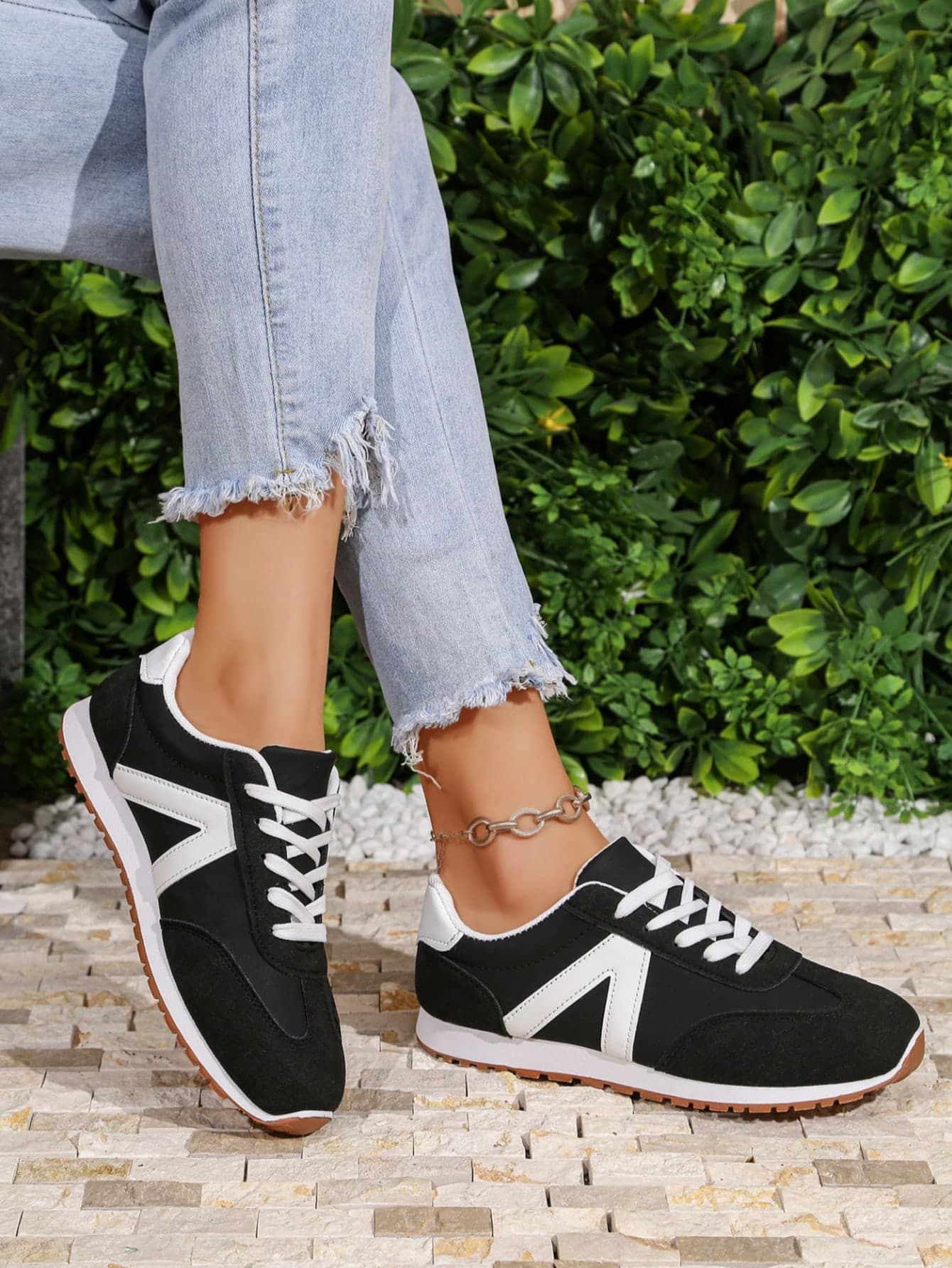 1 Pair Women's Gorgeous Affordable Lightweight Comfortable Casual Sneakers, 2026 New Classic Slip-On Versatile Non-Slip Outdoor Sports Shoes