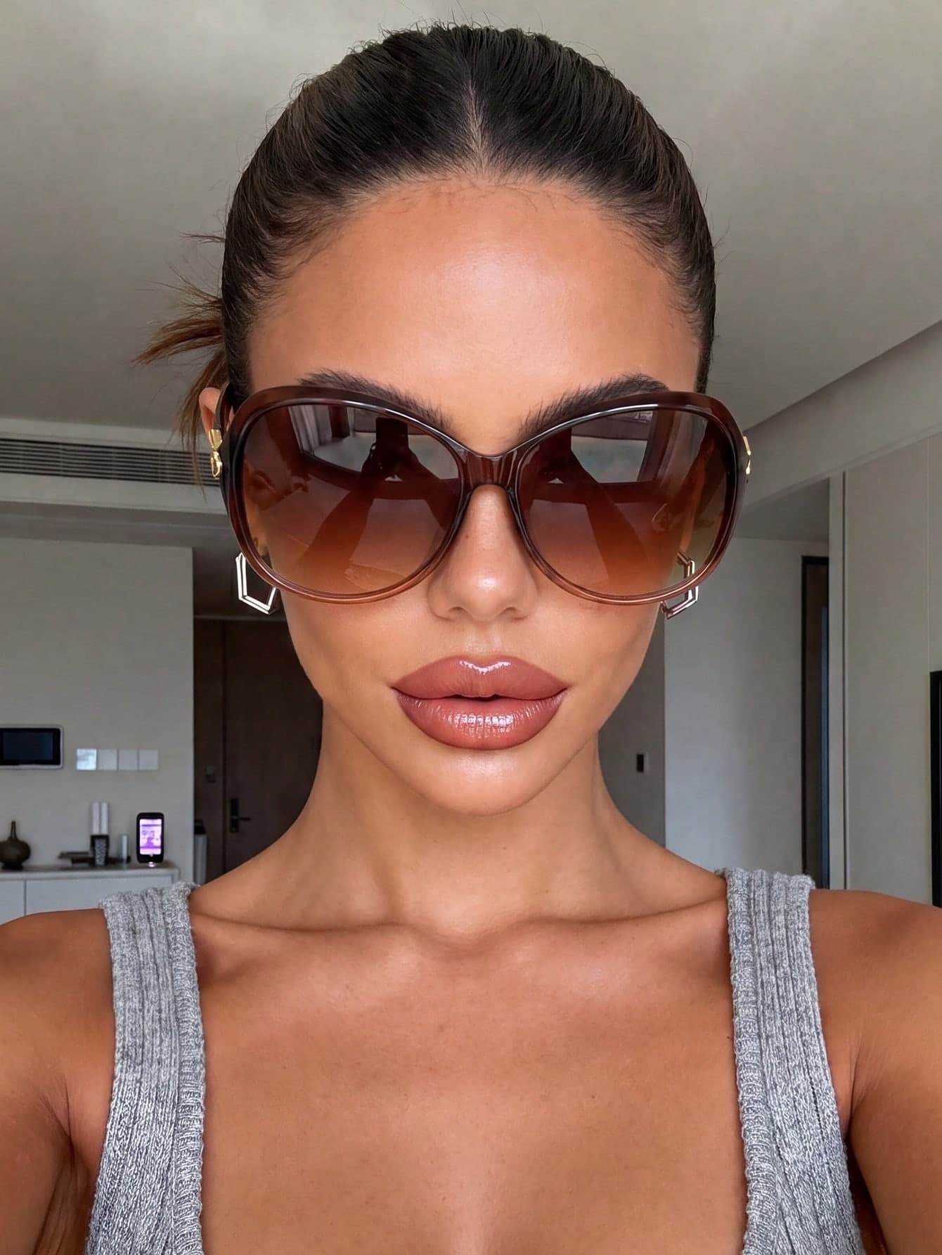 1 Pair Women's Brown Wrap-Around Fashion Glasses, Suitable For Daily Wear, Beach, Vacation, Walking, Shopping, Driving, Street Photography, Fashion Magazine, Runway Show And Other Occasions