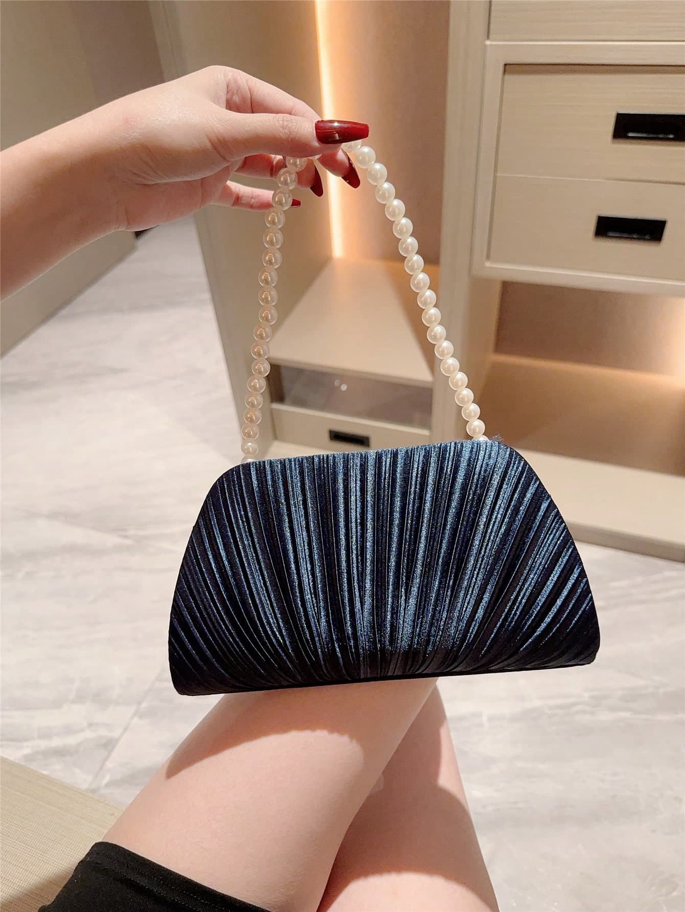 Moonlit Eve Bag, 1 Piece Minimalist Pleated Satin Clutch, Romantic Pearl Handbag, Suitable For Parties, Weddings, Graduation Galas, Can Be Paired With Holiday Outfits, Evening Gowns And Sequin Dresses