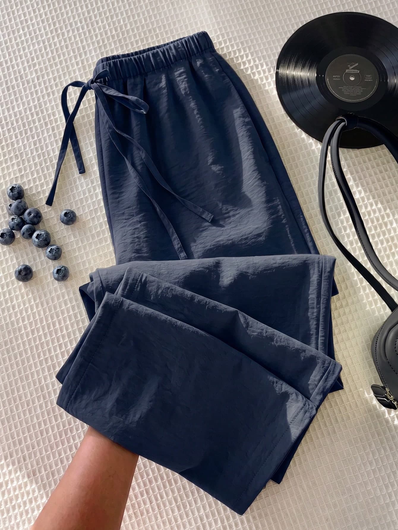 Navy Blue Elastic Waist Drawstring Casual Pants, Women's Lightweight Breathable Loose Flowy Wide Leg Trousers For Summer