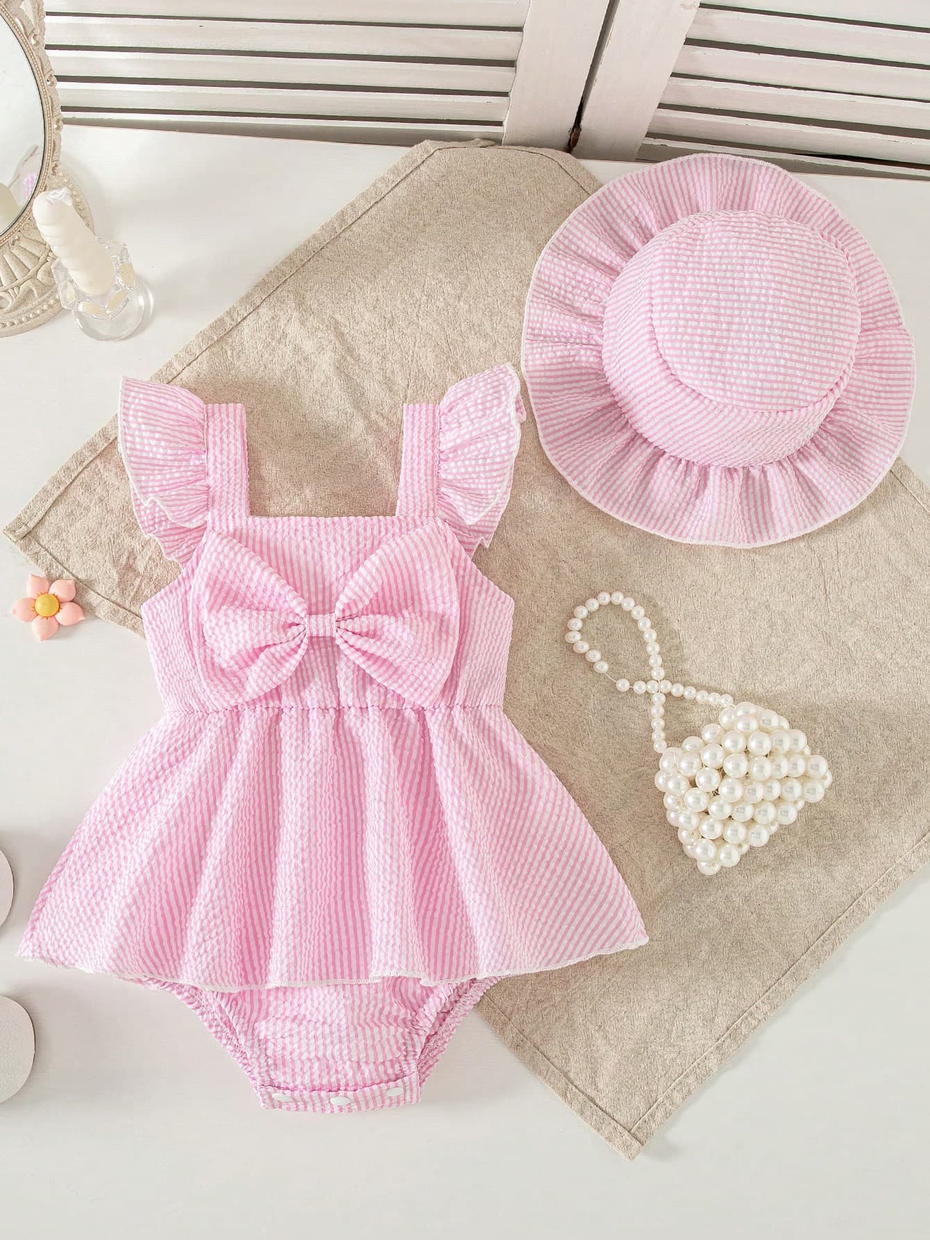 Summer Baby Girls' Striped Romper With Big Bow Decor, Cap Sleeve Bib Overall, Versatile Outfits For Infants, Comes With Sun Hat, Newborn Summer Clothing Gift