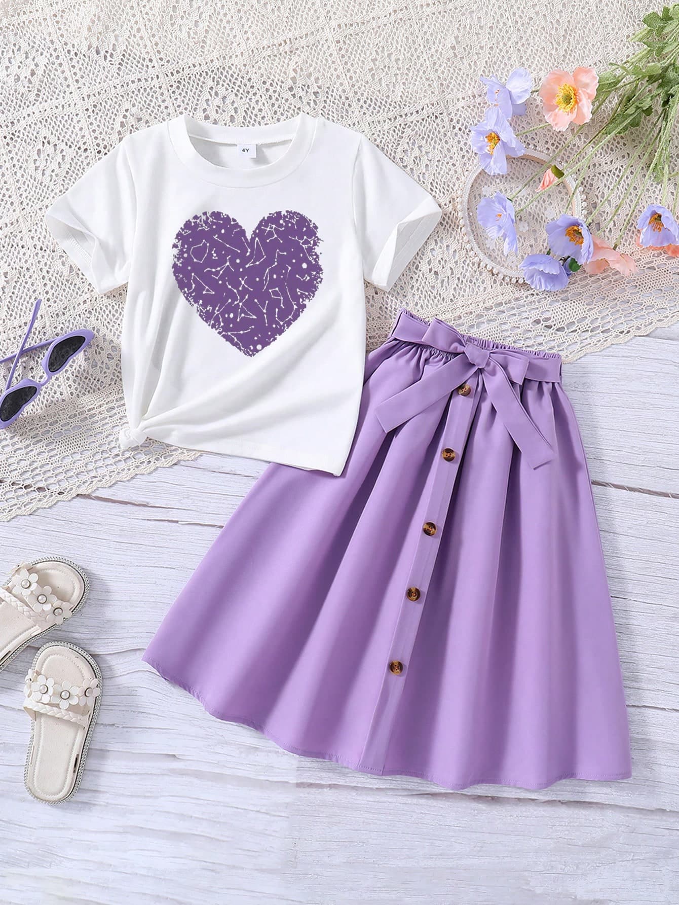 Young Girl Heart Pattern Printed Short Sleeve T-Shirt And Elastic Waist Skirt