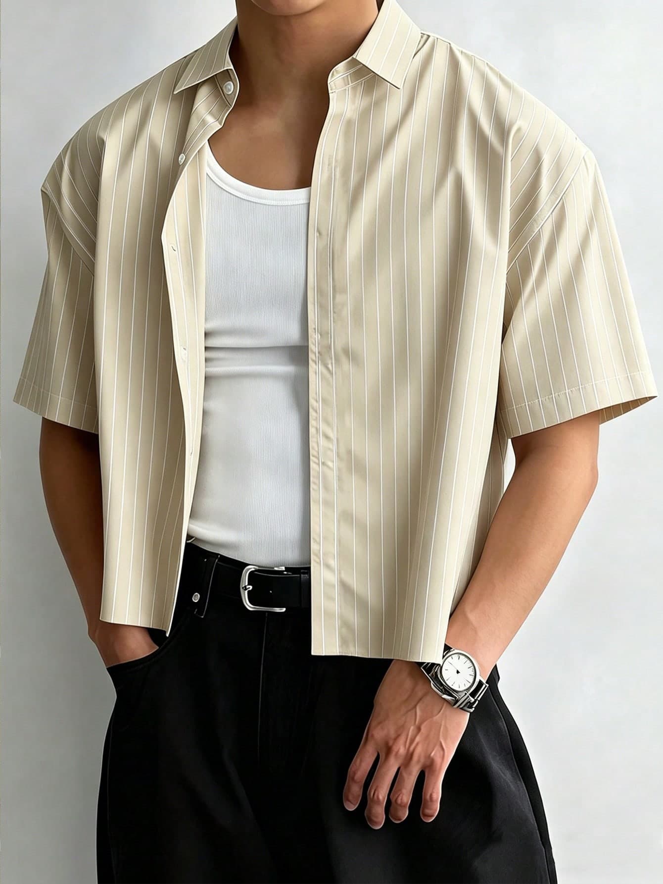 WAIT HIM Men's Vintage Vertical Striped Short Sleeve Shirt, Spring/Summer Lightweight Breathable Loose Fit Button-Up Shirt, Casual Silhouette Shirt