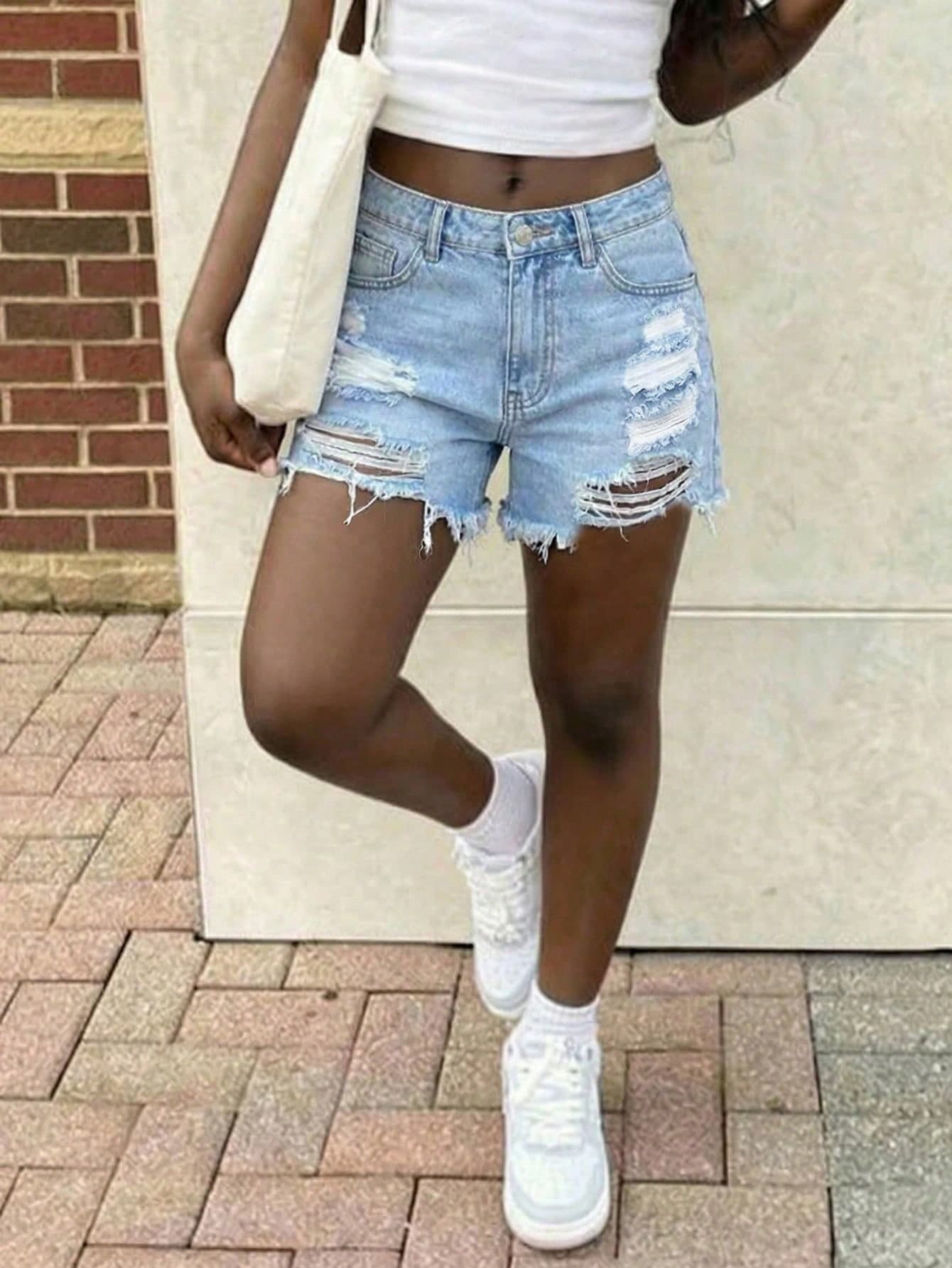Women's Minimalist Distressed Raw Hem Loose Fit Denim Shorts Casual Summer