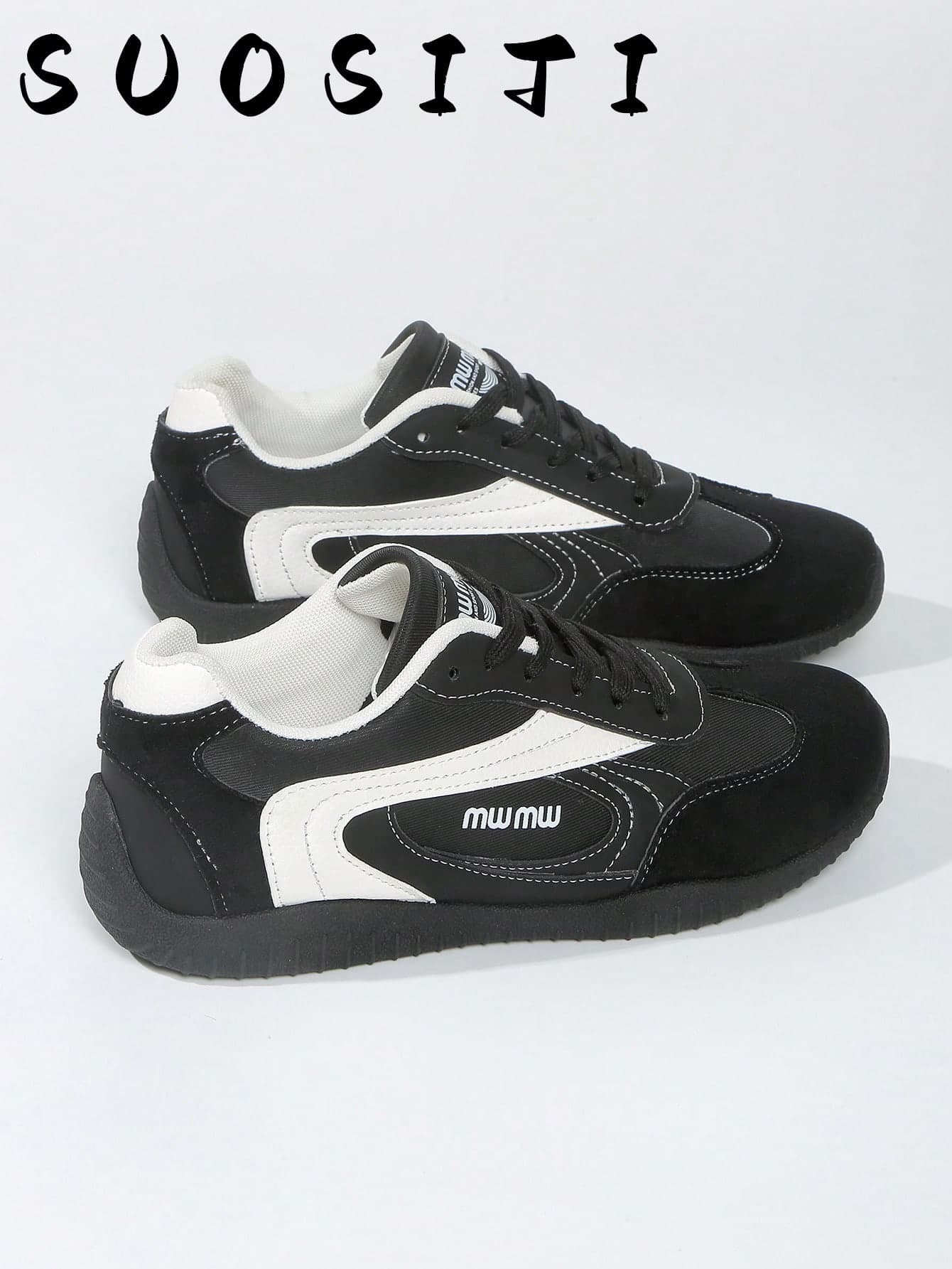 Women's Comfortable Lightweight Black Flat Non-Slip Outdoor Sports Casual Student Running Sneakers