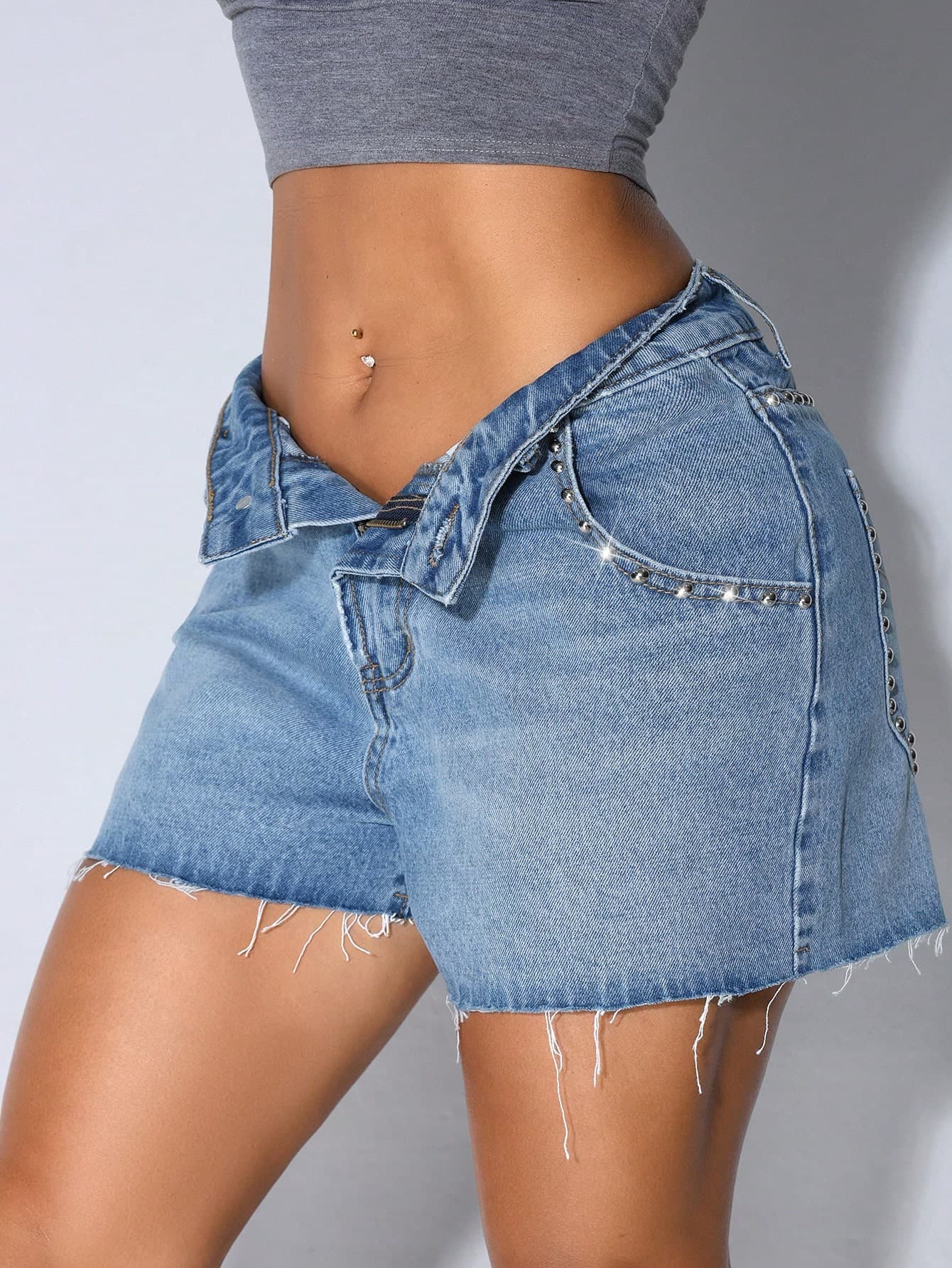 Women's Summer Low Waist Rhinestone Decorated Sexy Casual Denim Shorts