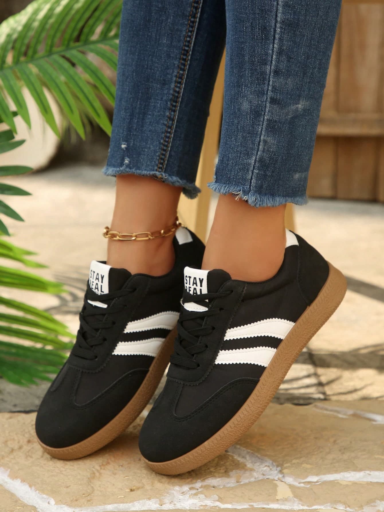 Women's Fashion New Spring/Autumn Round Toe Outdoor Casual Sports Shoes, Geometric Patchwork Striped Trainers, Comfortable Soft Leisure Sneakers, Skateboard Shoes, Casual Chic Versatile Shoes For All Seasons