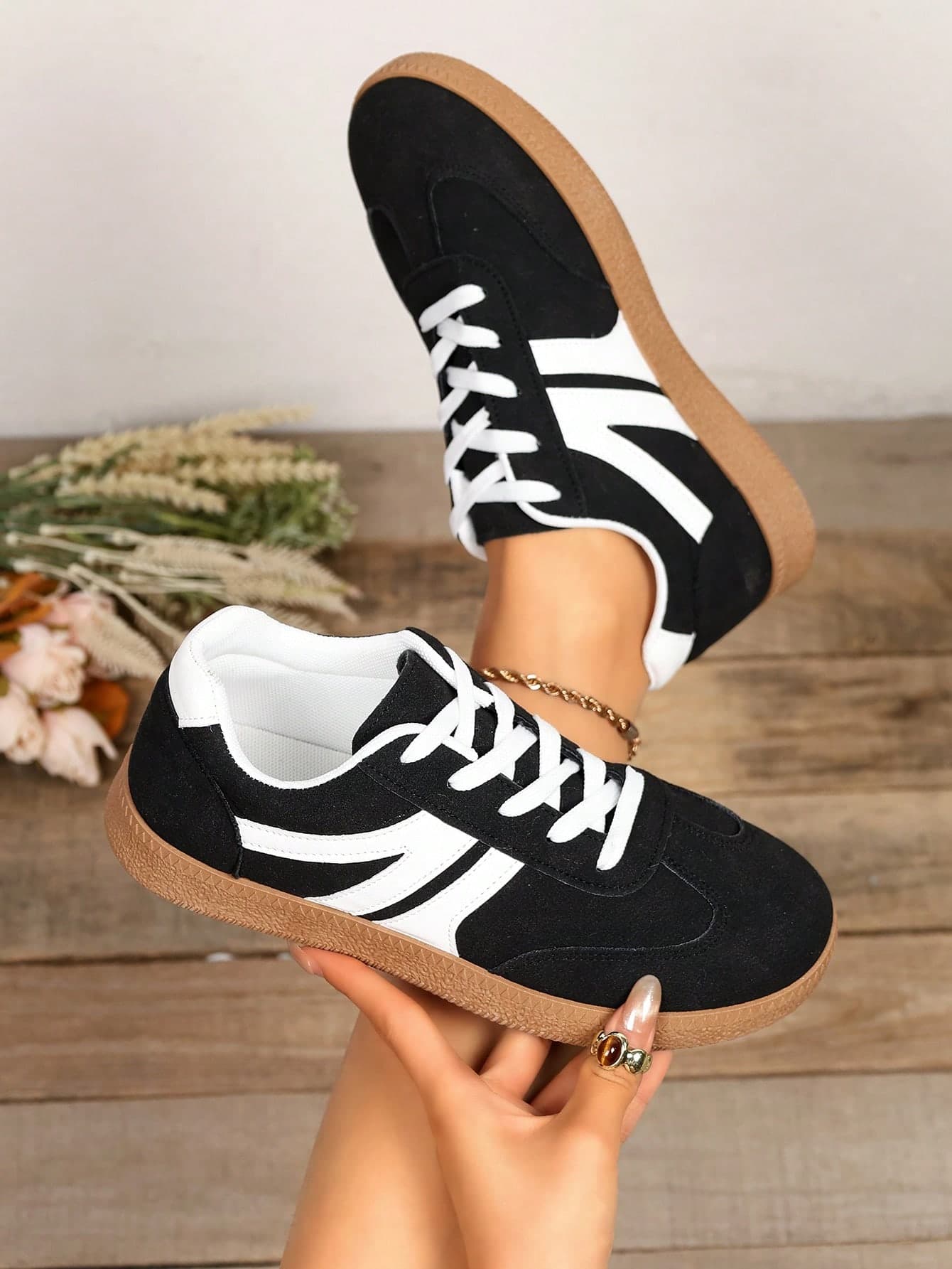 Spring/Summer New Retro Saddle Shoes For Women, Low-Top Colorblock Lace-Up Casual Sneakers, Versatile Sports Shoes