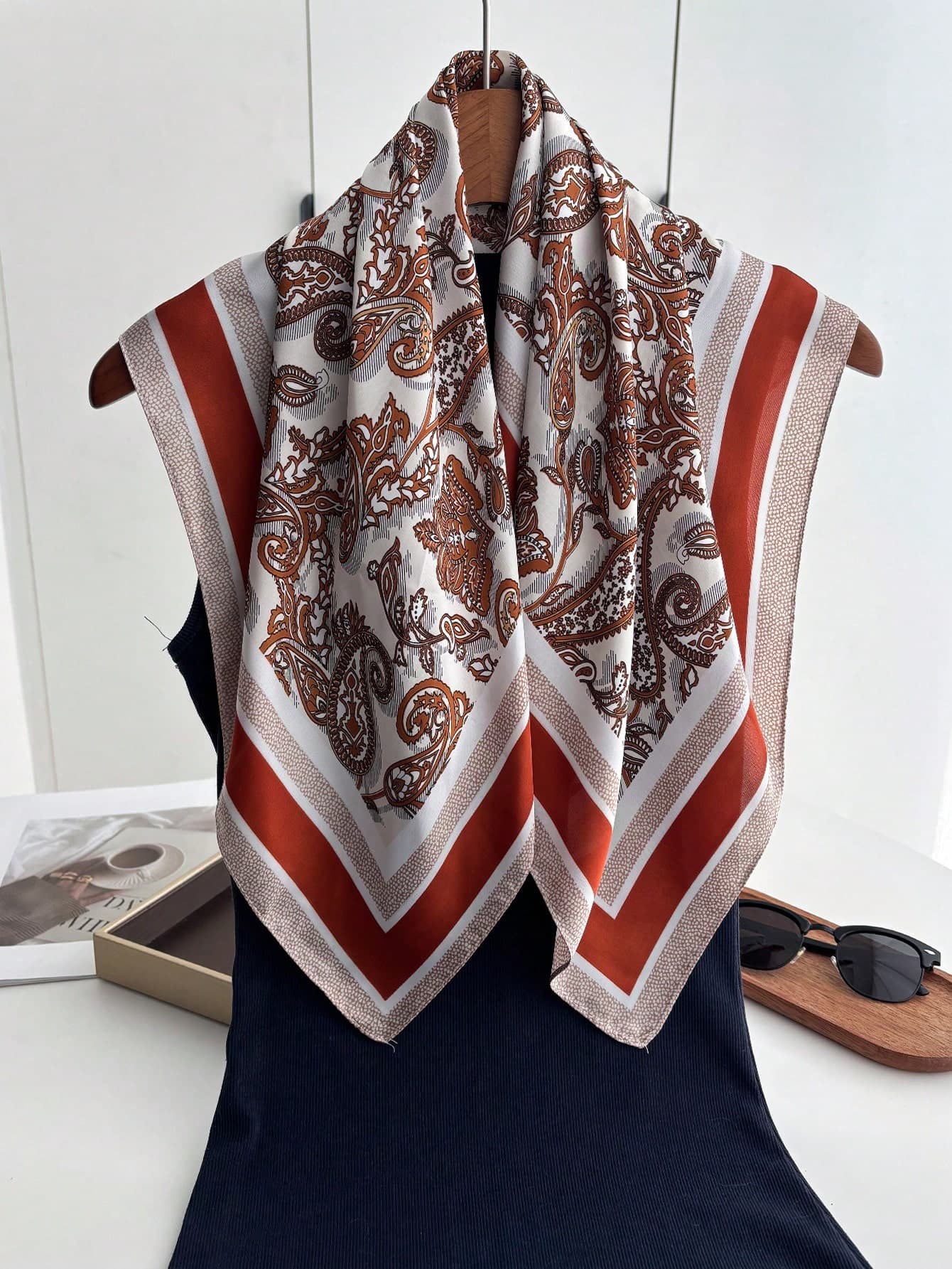 1pc New Colorful Geometric Retro Pattern Casual Faux Silk Printed Scarf, Versatile For Work, Outdoor, Dating Outfit,Travel Essential,Beach Towel