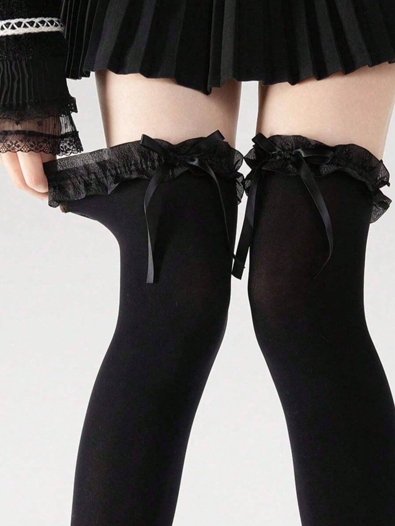 1/2 Pair Bowknot Lace Over-The-Knee Socks, Suitable For Matching With Mini Skirts, Y2K Style