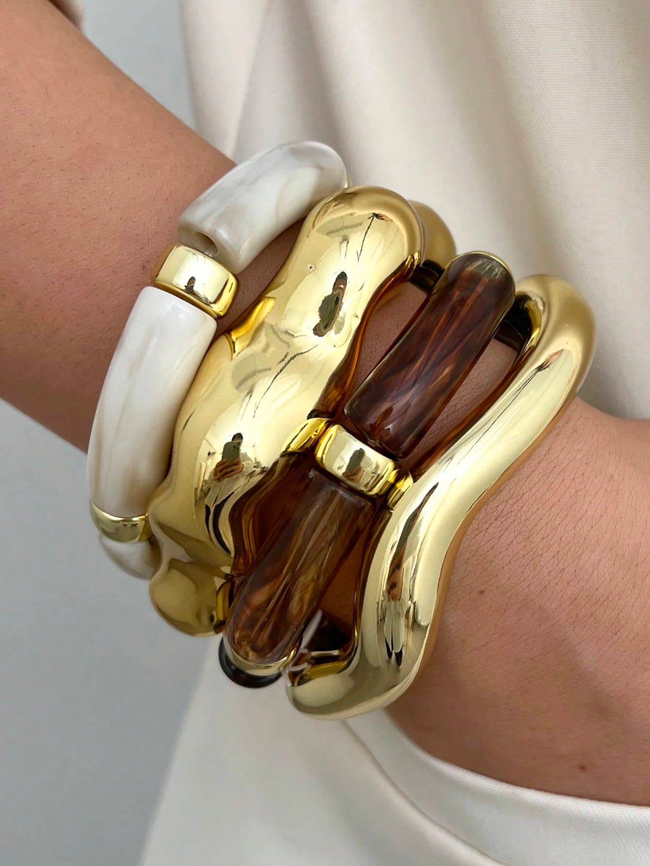 4pcs Vintage Elegant Bohemian Style CCB Material Lightweight Delicate Wavy Round Open Bangle Bracelet Set, Suitable For Women's Daily, Party, Date, Vacation Wear, Stackable, Perfect Gift Choice