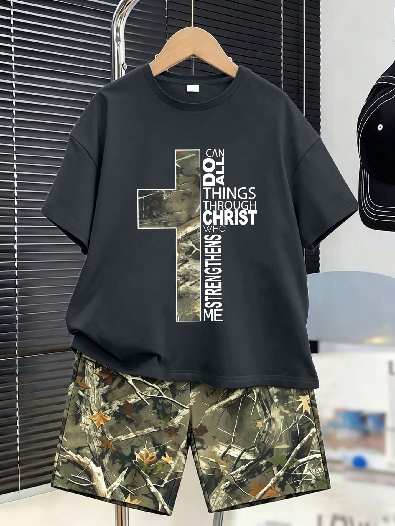 2pcs/Set Teen Boys Crew Neck Short Sleeve T-Shirt With Simple Print Pattern And Loose Casual Fashion Shorts, Summer New Style