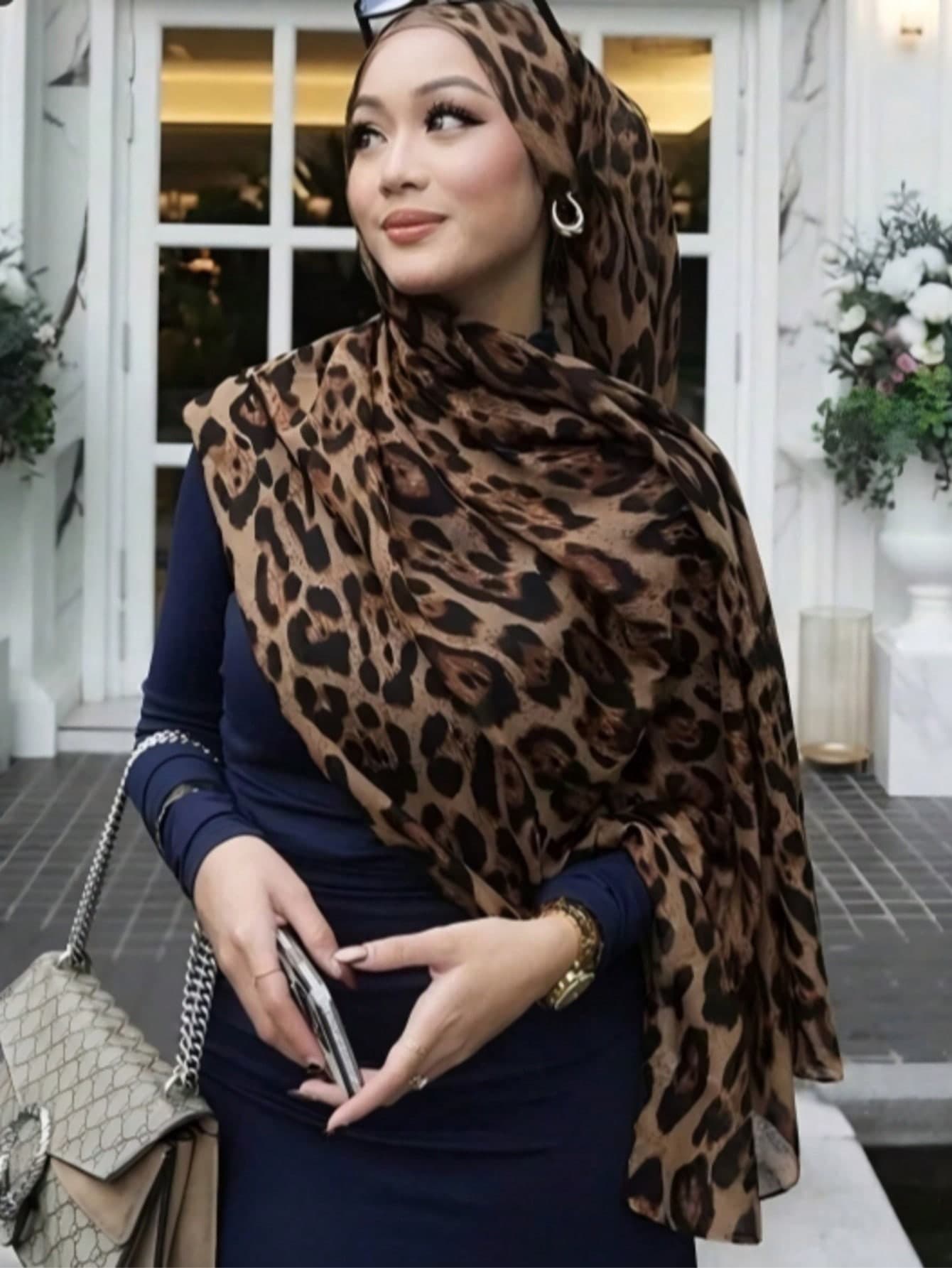 1pc Women's Bohemian Style Leopard Print Headscarf, Soft & Breathable Street Style Scarf, Suitable For Daily Wear