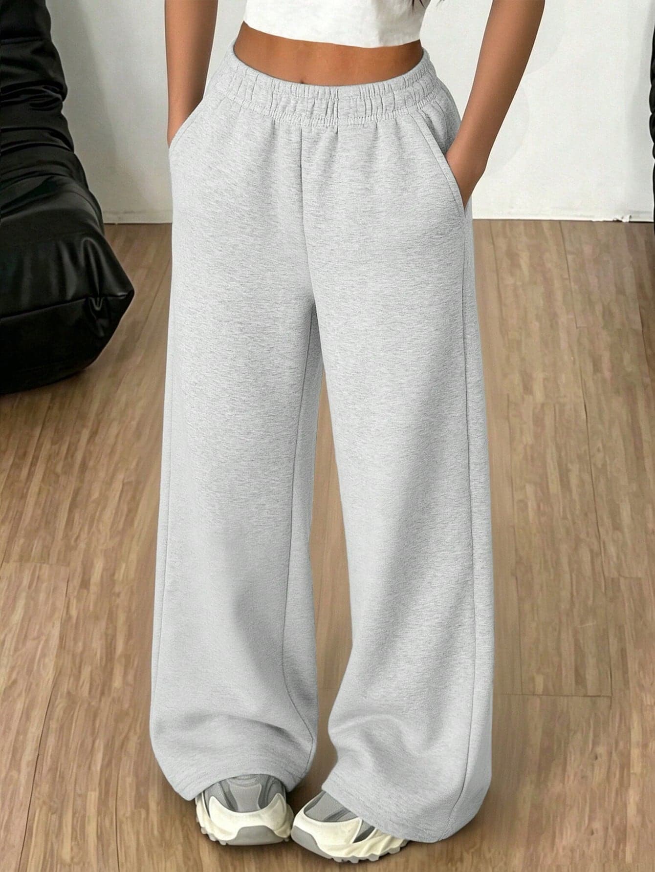 1pc Tween Girls' Solid Color Casual Outdoor Loose Fit Fleece Sweatpants