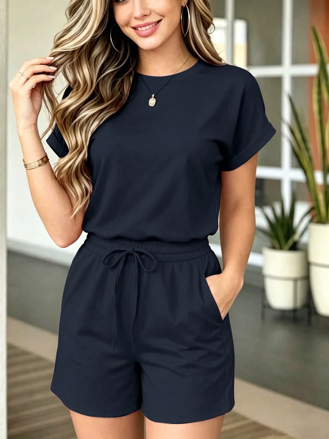 Women's Solid Color Round Neck Short Sleeve T-Shirt And Elastic Waist Drawstring Shorts 2-Piece Co-Ord Set, Sporty Casual Outfit For Workout Summer