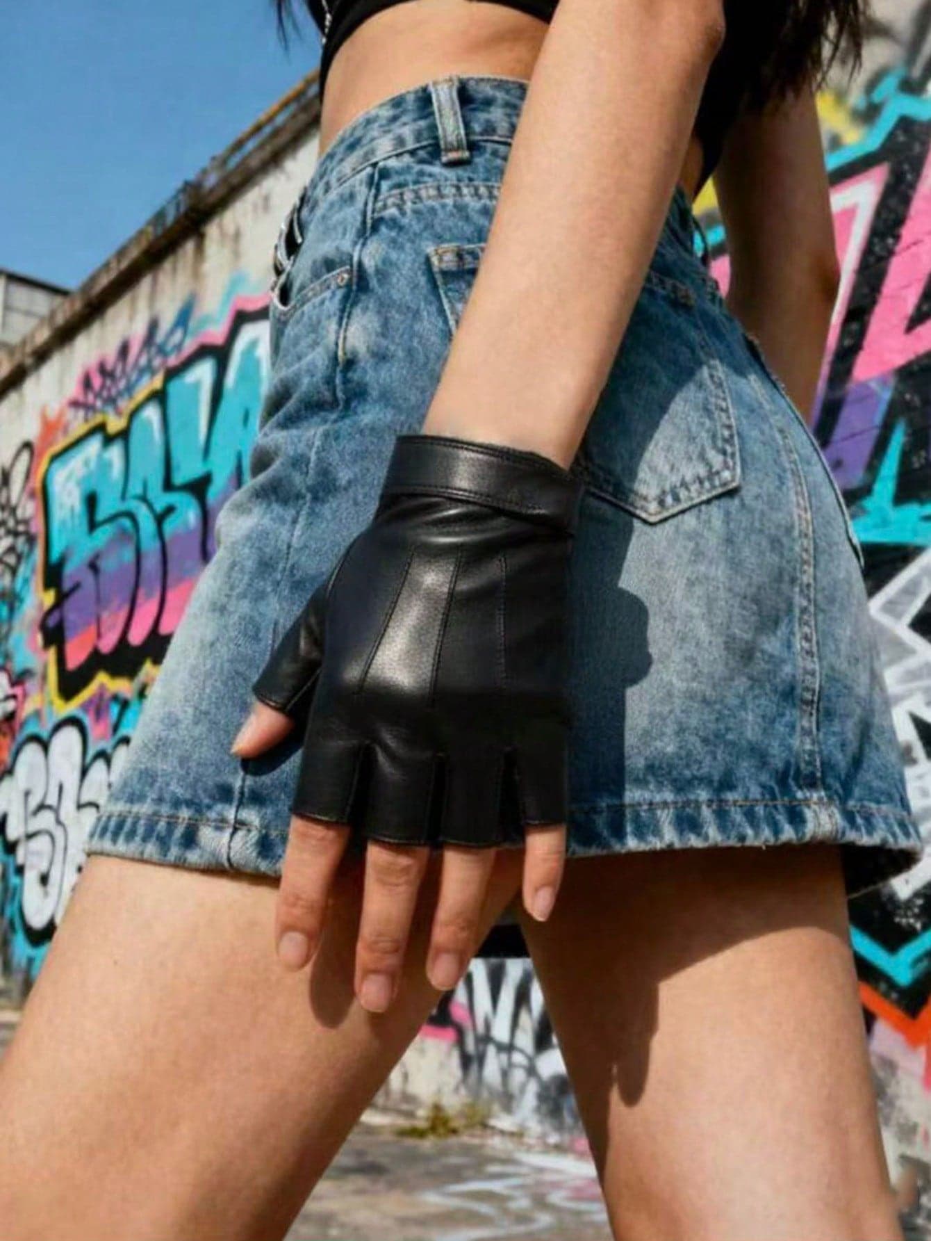 1 Pair Unisex Fashion Black Half Finger PU Gloves, Punk Nightclub Hip Hop Performance - Photography - Dance / Warm Gloves / Suitable For Motorcycle Riding, Party, Pole Dancing Nightclub Dance Performance, Wedding, Motorcycle Riding Driving Gloves Summer