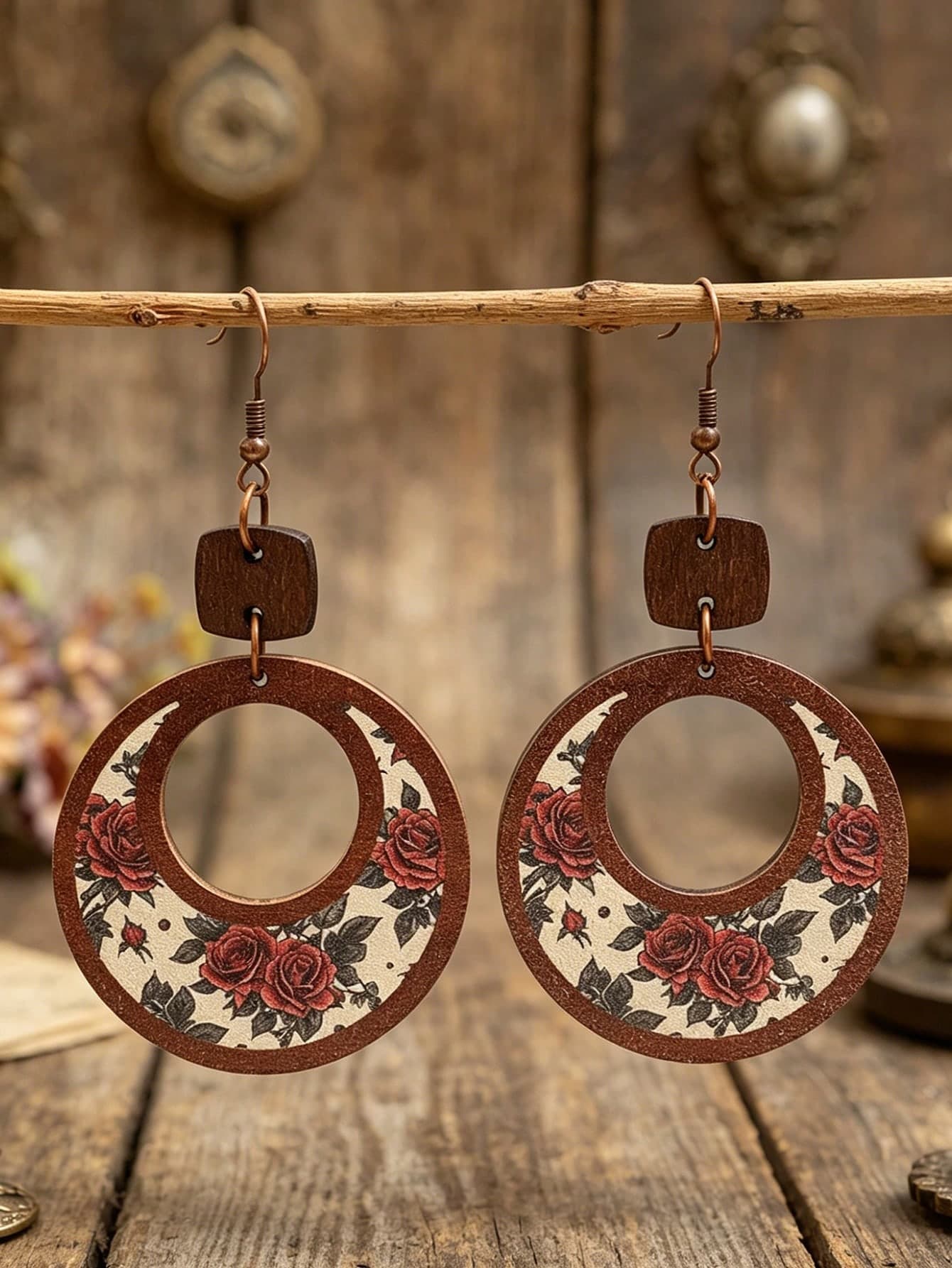 1 Pair Vintage Palace Style Hollow Rose Wooden Round Earrings