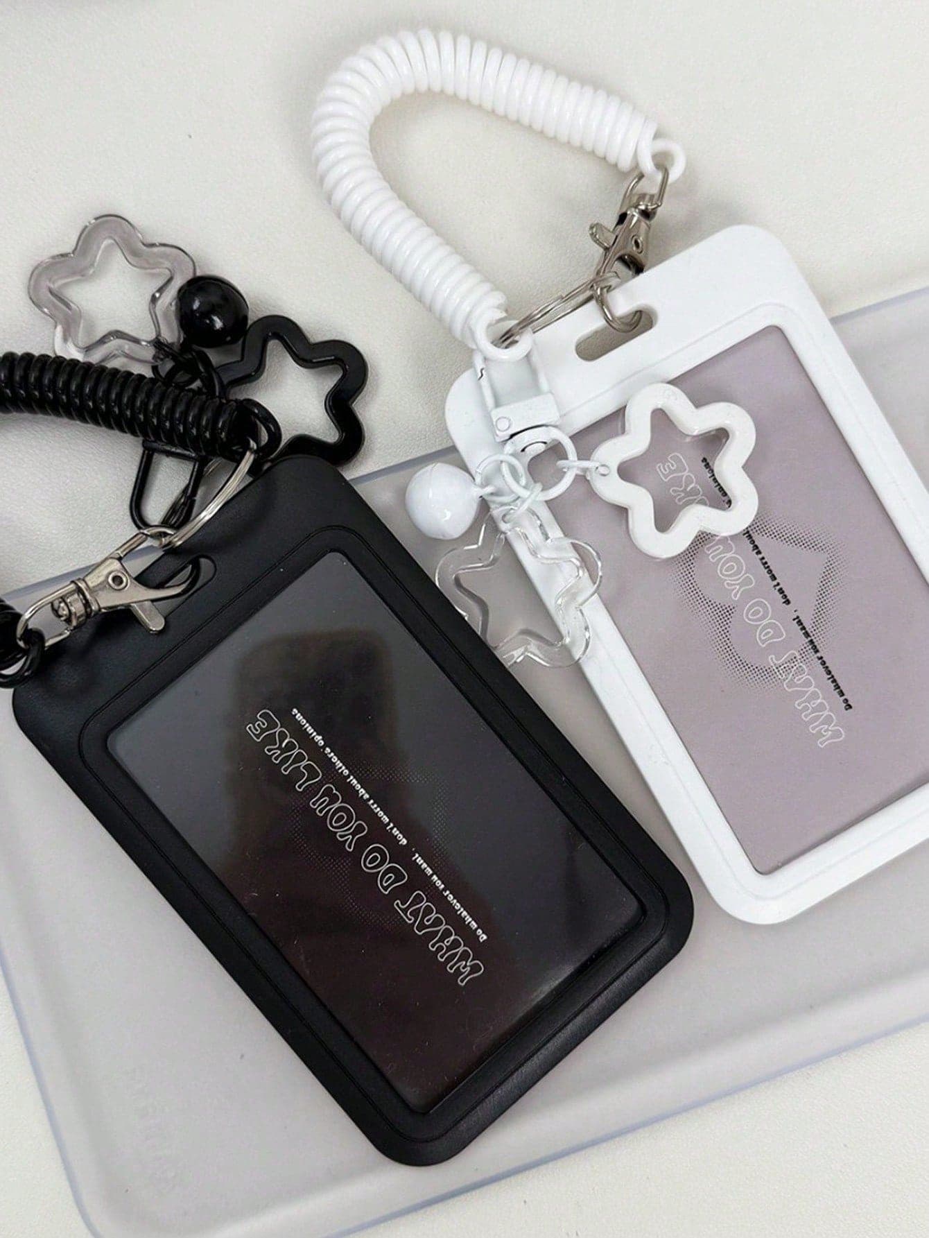 Bell Star Hanging Card Holder, Card Pouch, Expandable Plastic Spring Card Holder With Keychain - Suitable For Bus, RV, Card Holder Keychain, Card Lanyard With Sliding Cover, Plastic Protective Sleeve For Public Transportation And Subway Access, Hard Card Holder, Work ID Protective Sleeve