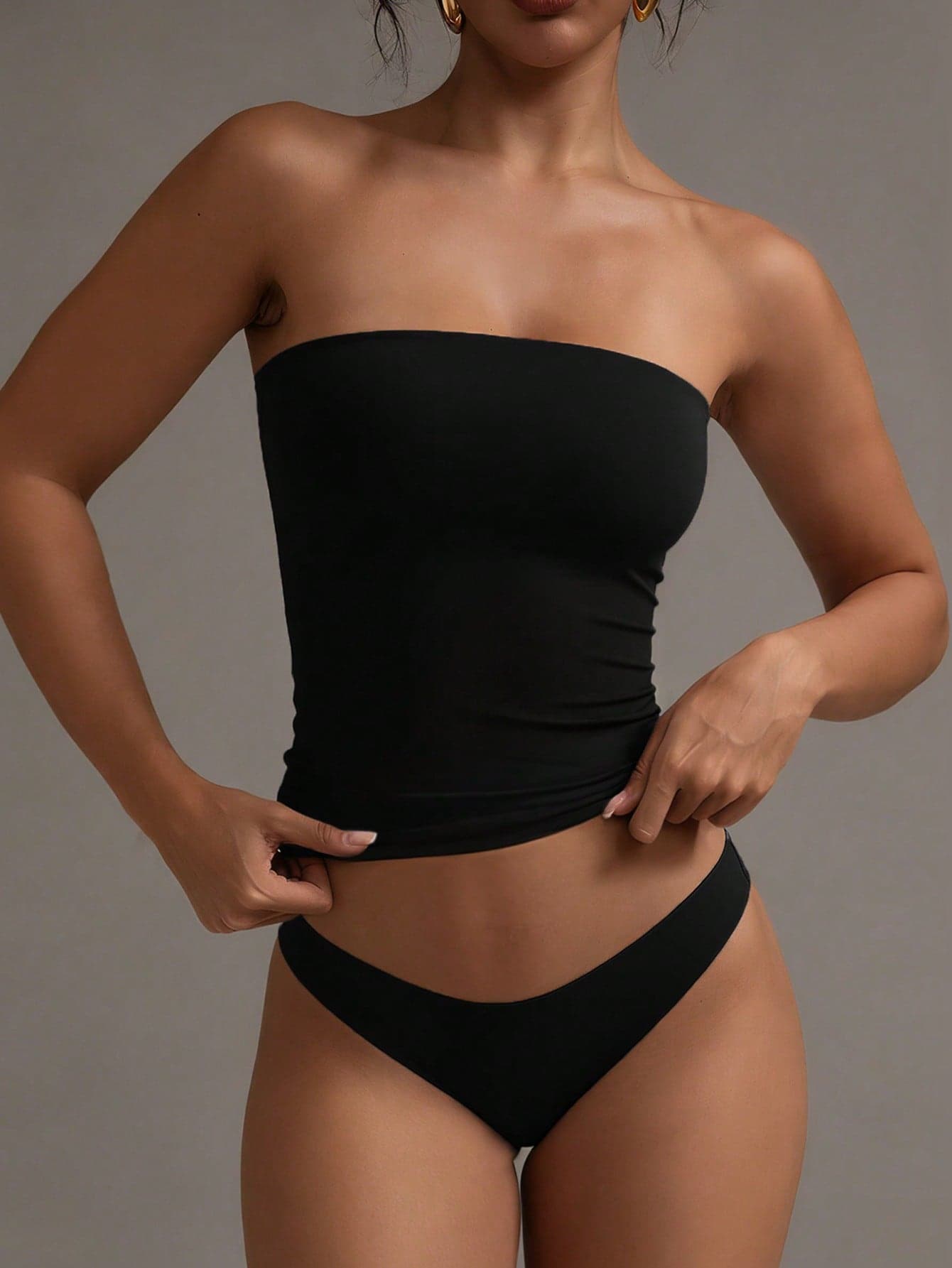 XLLAIS Sexy Strapless Basic Camisole, Fashionable Solid Color Stretchy Fitted Tube Top, Suitable For Women All Seasons Casual Black Summer