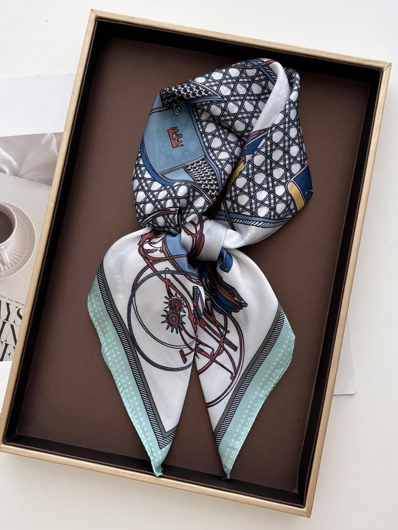 1pc New 2026 French Vintage Plaid Carriage Women's Faux Silk Printed Square Scarf, Headscarf, Waist Scarf, Neck Scarf, Shawl, Sun Protection, Neck Guard, Soft And Breathable, Suitable For Outings, Dates, Holiday Parties, Street Dance, Beach Photos, Live Streaming Outfit Matching