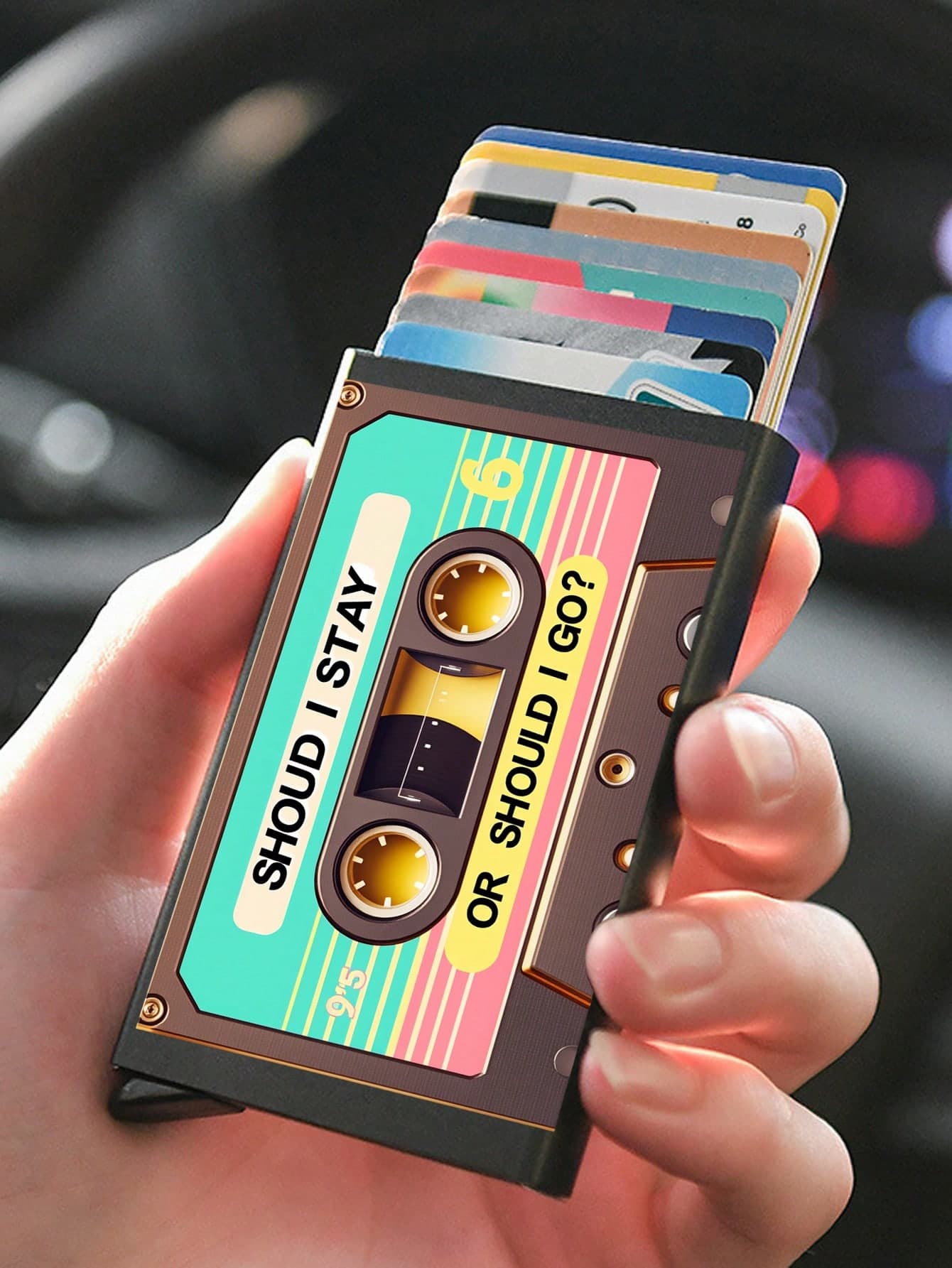 Vintage Cassette Tape Design Pop-Up Card Holder, Portable Scratch-Resistant Pop-Up Card Wallet With Secure Hidden Card Slot For ID And Credit Cards, Multi-Scenario Gift For Music Lovers, Suitable For Commuting, Travel, Dorm Use, Ideal Gift For Valentine's Day, Mother's Day, Teacher's Day, Back To School And Independence Day