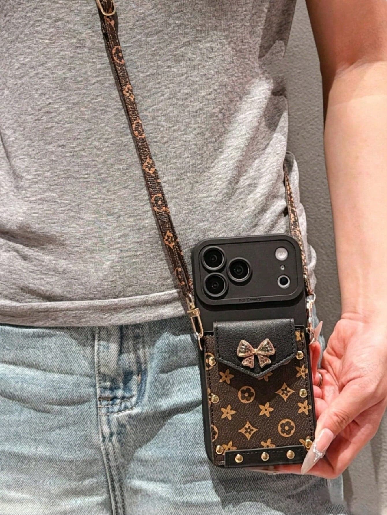 New Bowknot English Card Holder Crossbody Strap, Compatible With IPhone 17 Pro Phone Case, 16 Pro Max, New 15 Pro/14/13/12 Cartoon Phone Case, Compatible With IPhone 14 Pro Max/15/12/11/1 Pro Max/16 Pro, Shockproof 17 Pro Max Protective Case
