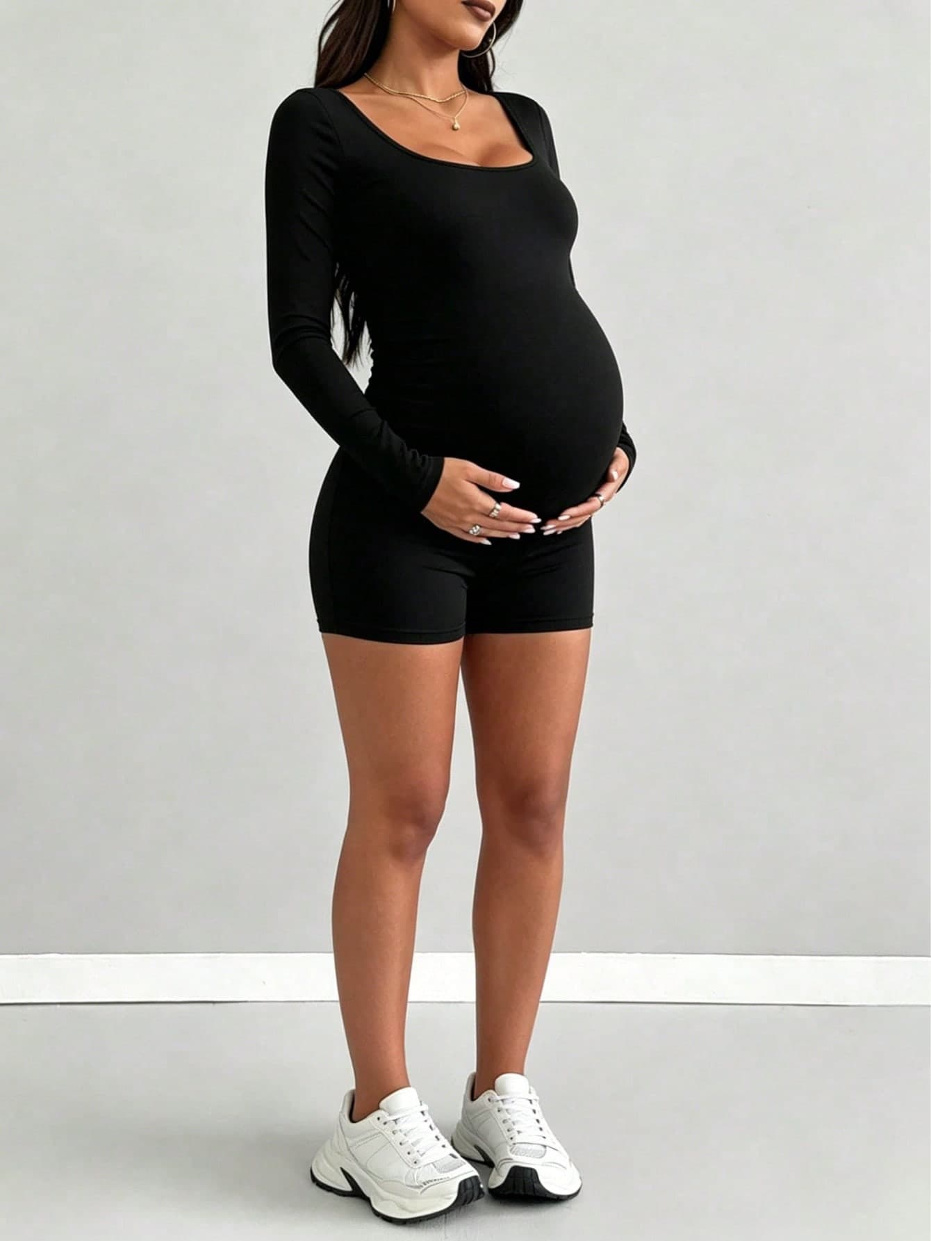 Parara Maternity Long Sleeve Jumpsuit, Tight And Comfortable Casual, All-Season Fashionable Underlayer, Sporty Casual Style Black