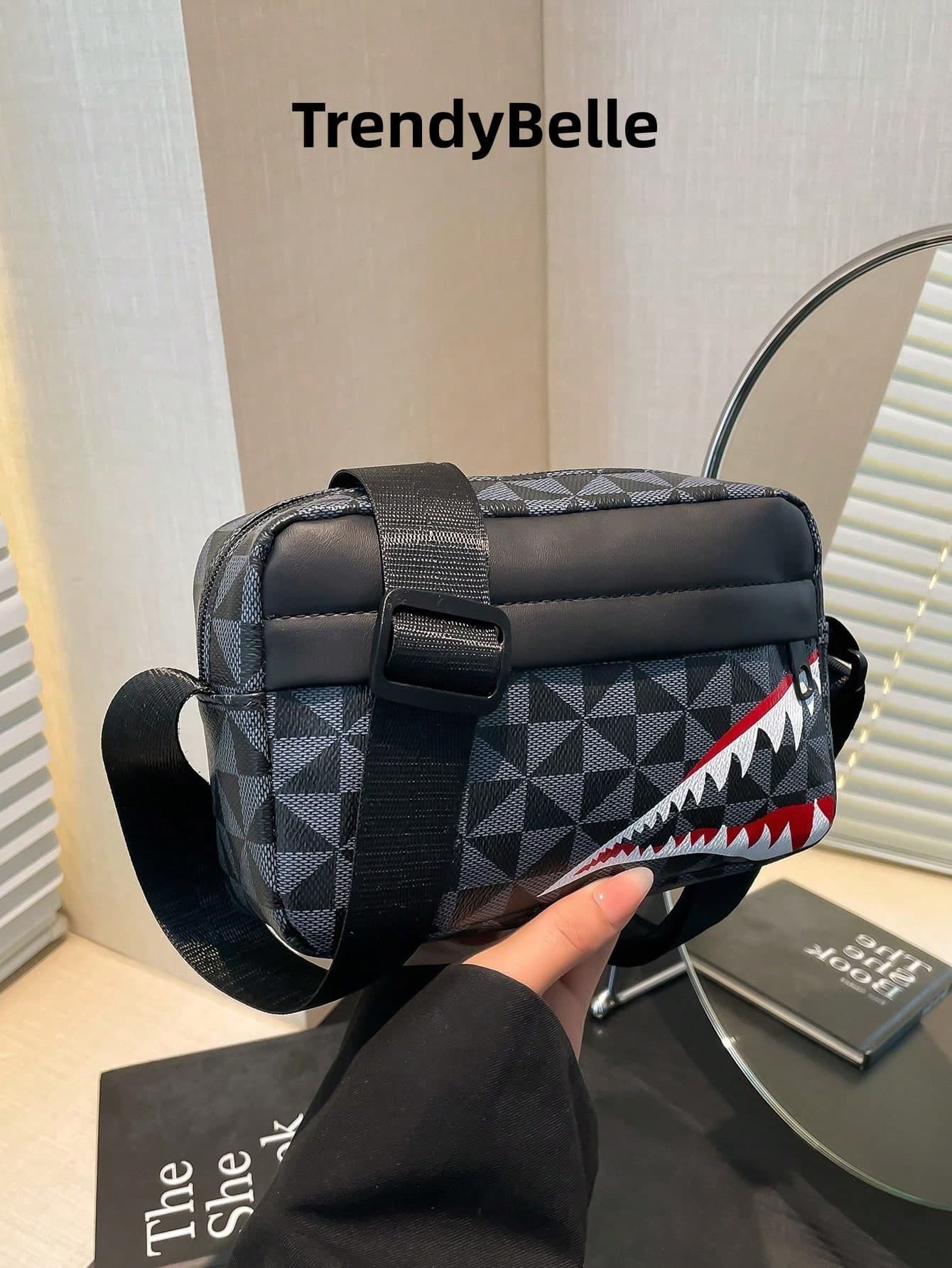 Men's Casual Shoulder Plaid Sports Crossbody Bag, Personalized Fashion Shark Mouth Small Square Bag, Business