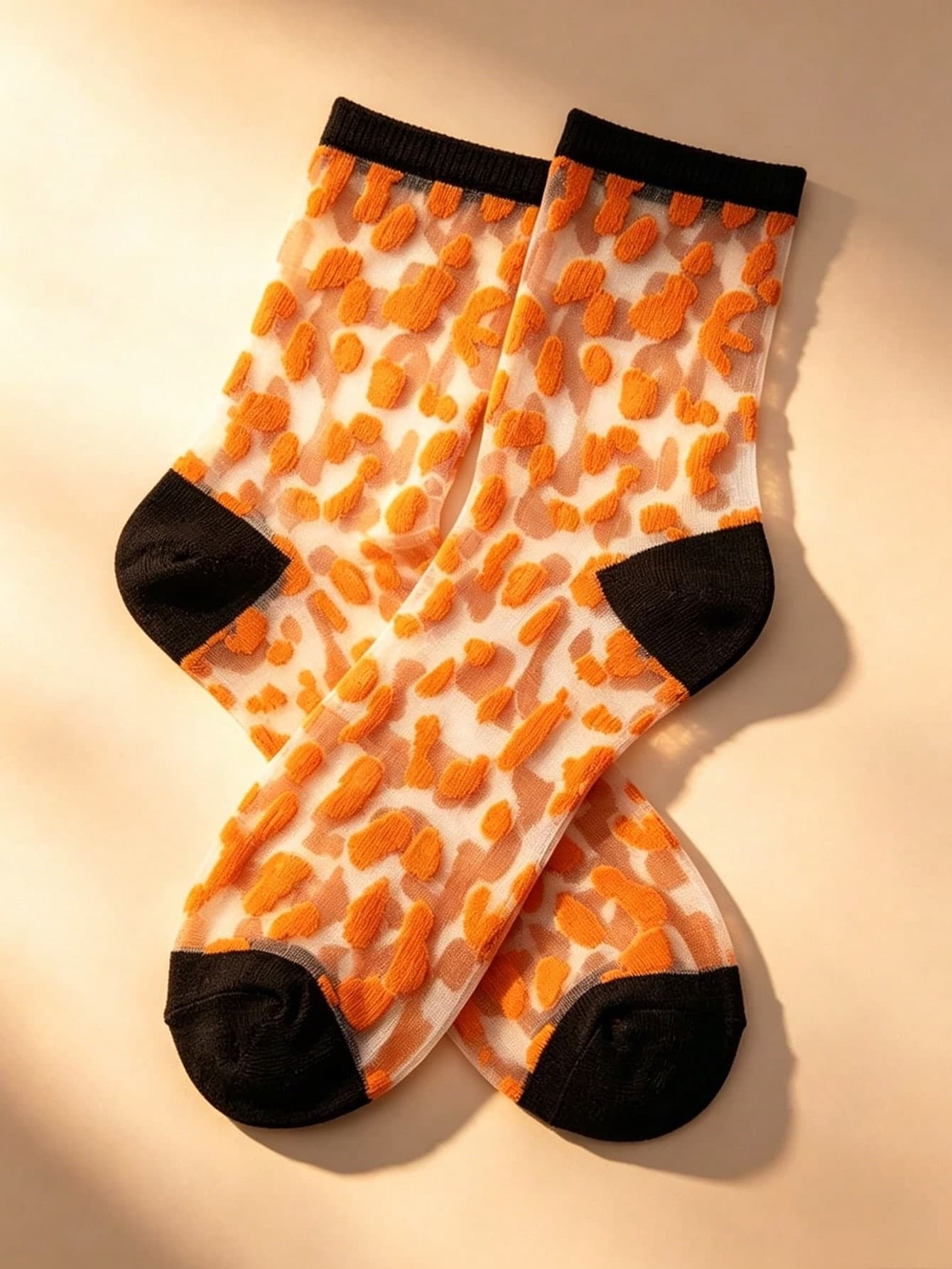 5 Pairs Women's Leopard Print Mesh Mid-Calf Socks Random Assortment, Thin Transparent Crystal Silk Stockings, Casual Preppy Style Mid-Calf Women's Socks, Suitable For Daily Outings And Outfits.