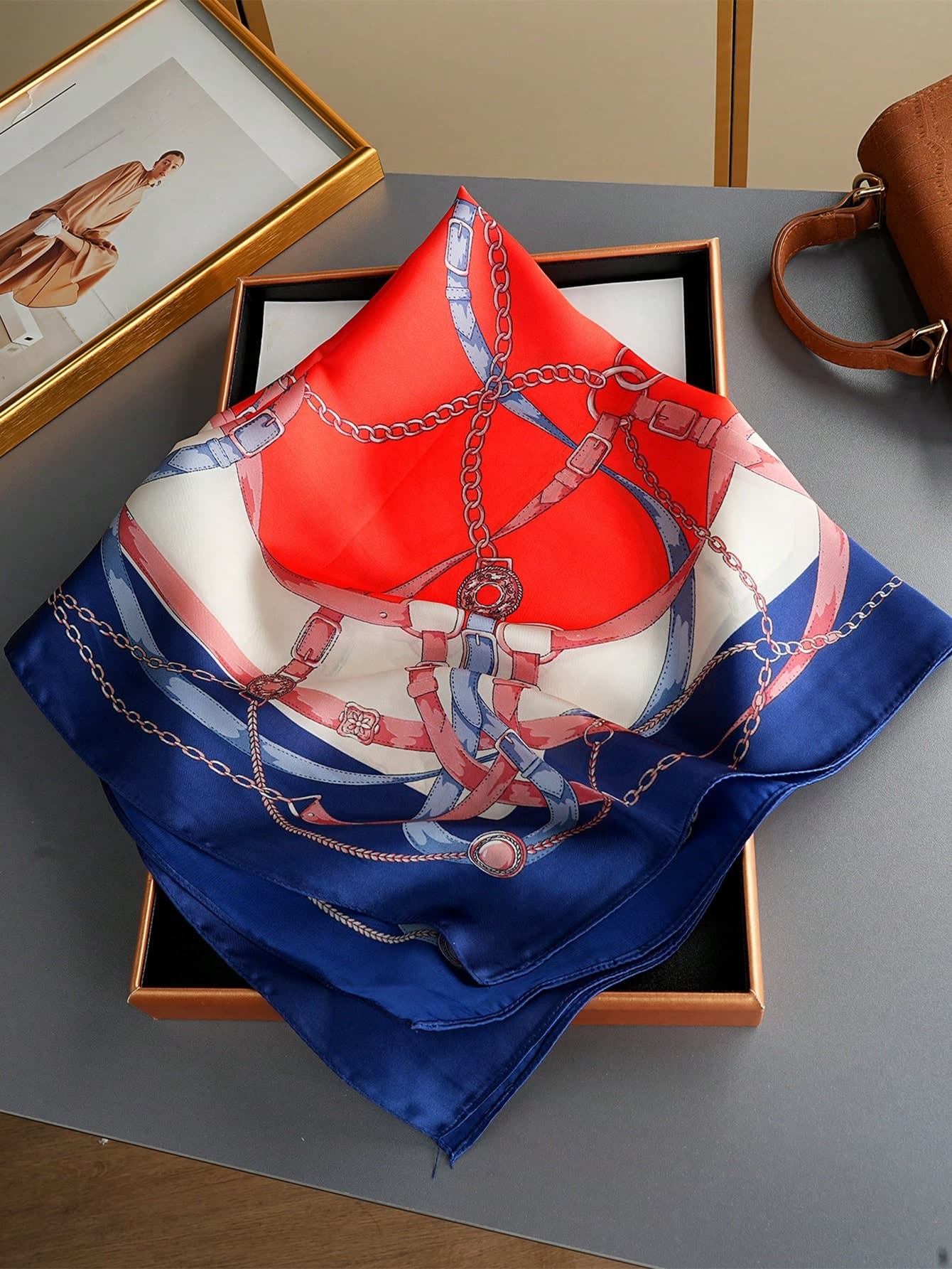 1pc Luxury Floral Silk Scarf 27.56inch Square Scarf Women Headscarf All Season Printed Neck Scarf New Printed Silk Scarf Fashion Shawl Popular 70*70cm Square Scarf Casual Polyester (Polyester)