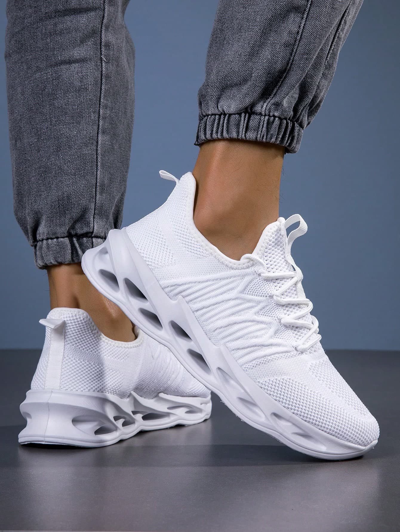 STARNOVO [Runs Large] Men's Fashion Solid Color Running Shoes, Breathable Non-Slip Sports Shoes, Lightweight & Comfortable Outdoor Sneakers, Soft Thick Sole Increase Height Chunky Sneakers, Shock Absorbing, Mesh Breathable, Slip-On Sock Shoes, Versatile For Casual, School, Travel, Walking