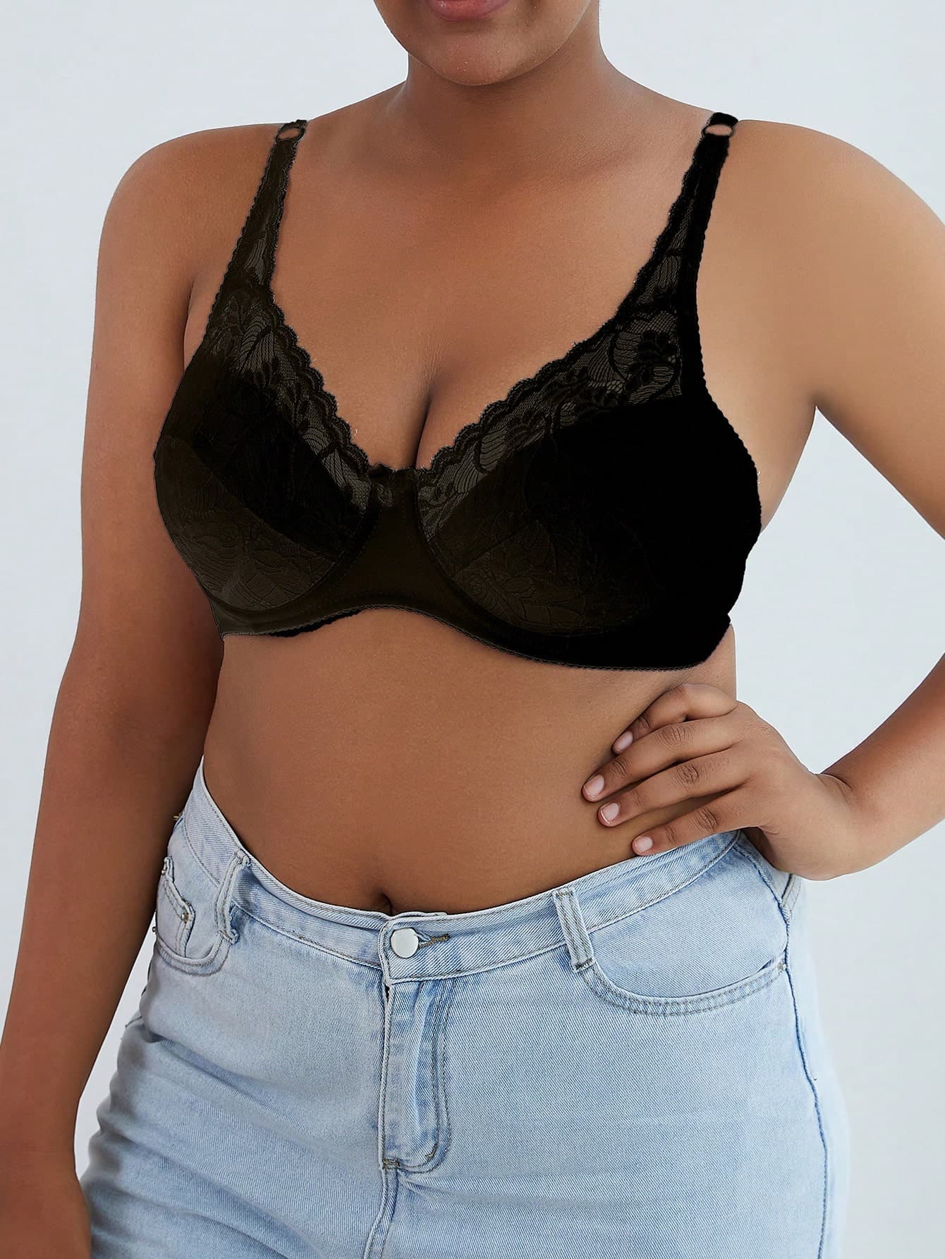 High Quality Ultra Thin Plus Size Solid Color Sexy Women's Bra Breathable Comfortable CD Cup Women's Bra