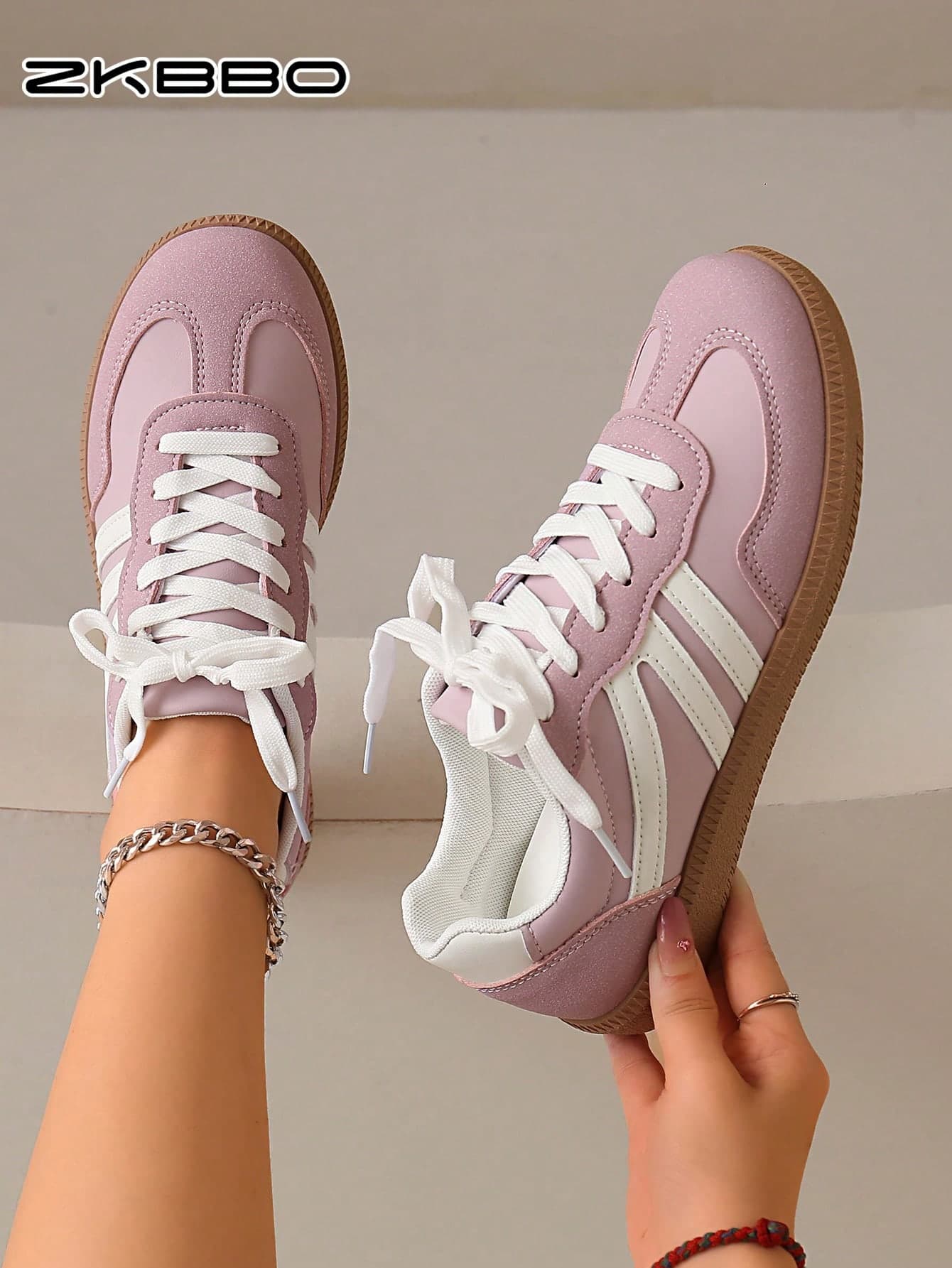 ZKBBO Women's Flat Casual Shoes, Lightweight Comfortable Cross-Strap Sneakers, Plus Size Fitness Walking Shoes