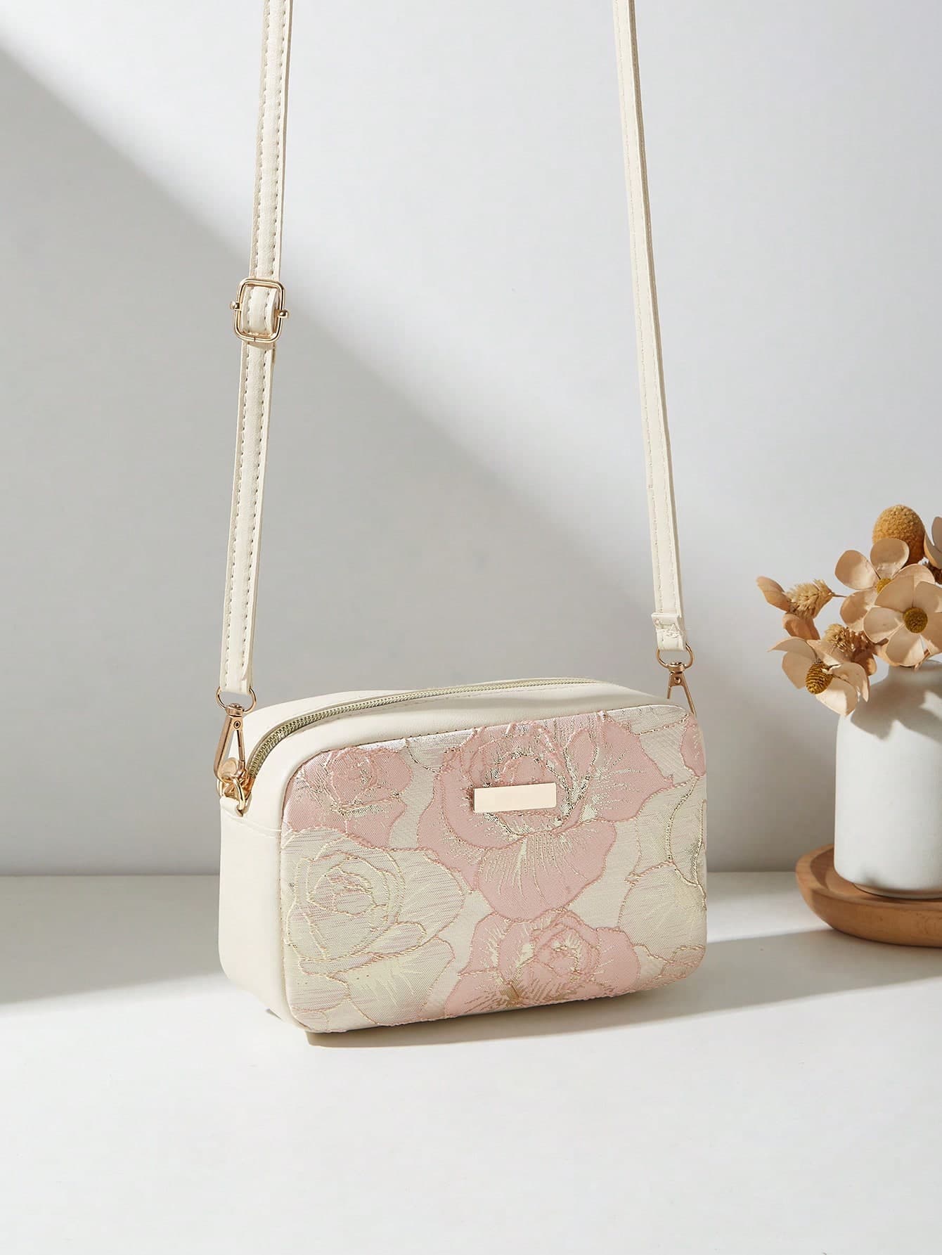 Fashionable Minimalist Casual Rhombus Pattern Commuter Sports Bag, Makeup Bag, Phone Bag, Camera Bag, Women's Shoulder Bag, Small Square Bag, Phone Pouch, Personalized Gift, Campus Bag, Wallet, Cute Women's Coin Purse, Weekend Bag, Women's Crossbody Bag, Lightweight Foldable Bag, Running Bag, Luggage, Valentine's Day Customized Gift, Wallet, Crossbody Bag, Campus Style Wallet, Coin Purse, Lipstick Bag, Student Key Pouch