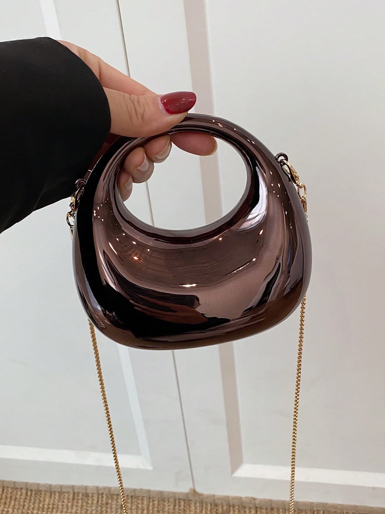 New Acrylic Mini Bag Fashionable Handheld Bag Personalized Crescent Evening Bag With Chain Strap