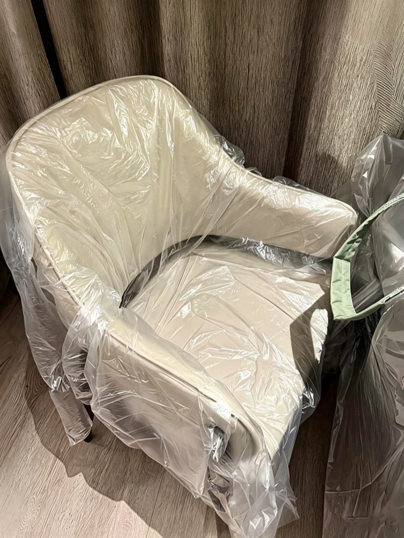 10pcs Portable Disposable Chair & Bed Cover, Waterproof Dust-Proof Protective Isolation Pad, Suitable For Home, Hotel, High-Speed Train, Airplane, Car, Sofa, New Year, Valentine's Day, Mother's Day, Father's Day, Graduation Gift